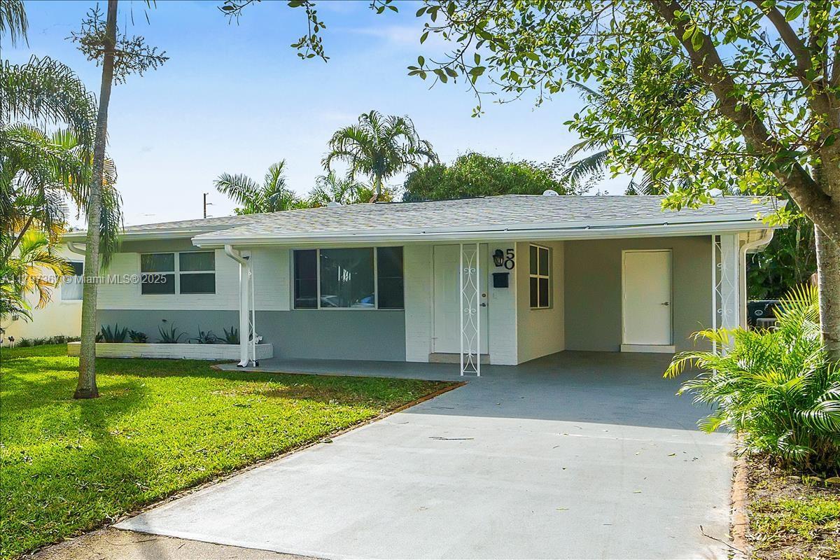 50 Ne 45th Ct 50, Oakland Park, Miami-Dade County, Florida - 2 Bedrooms  
1 Bathrooms - 