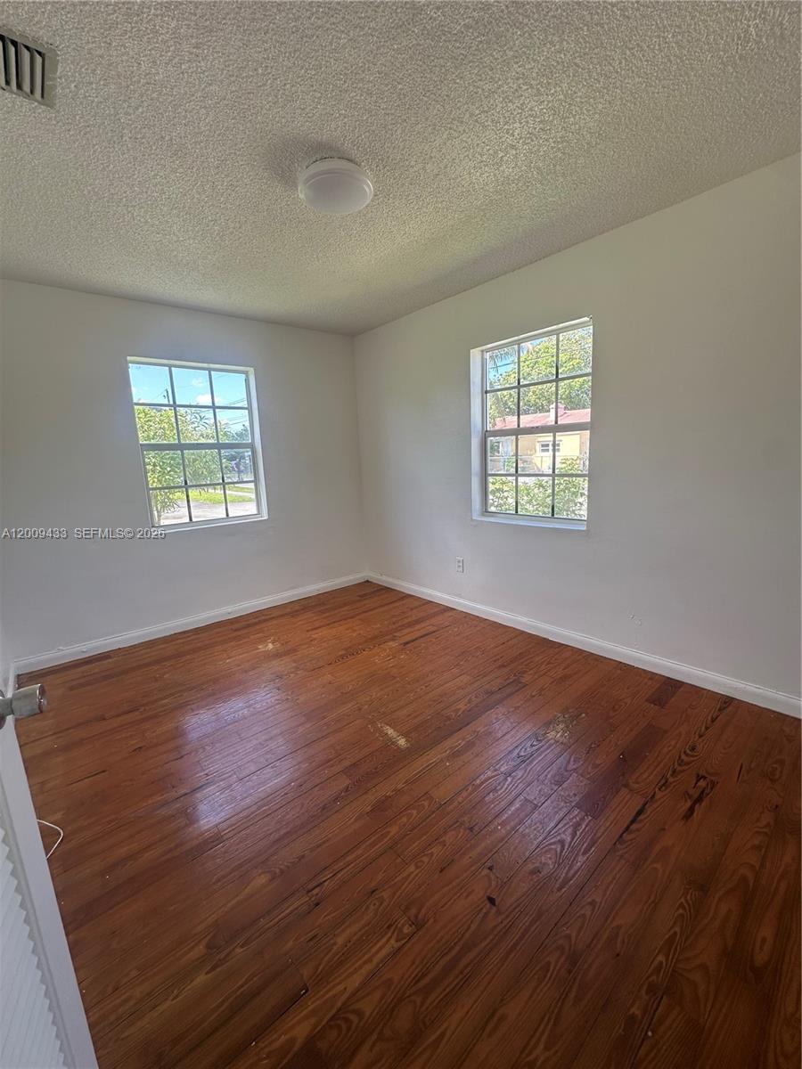122 NE 2 Ave