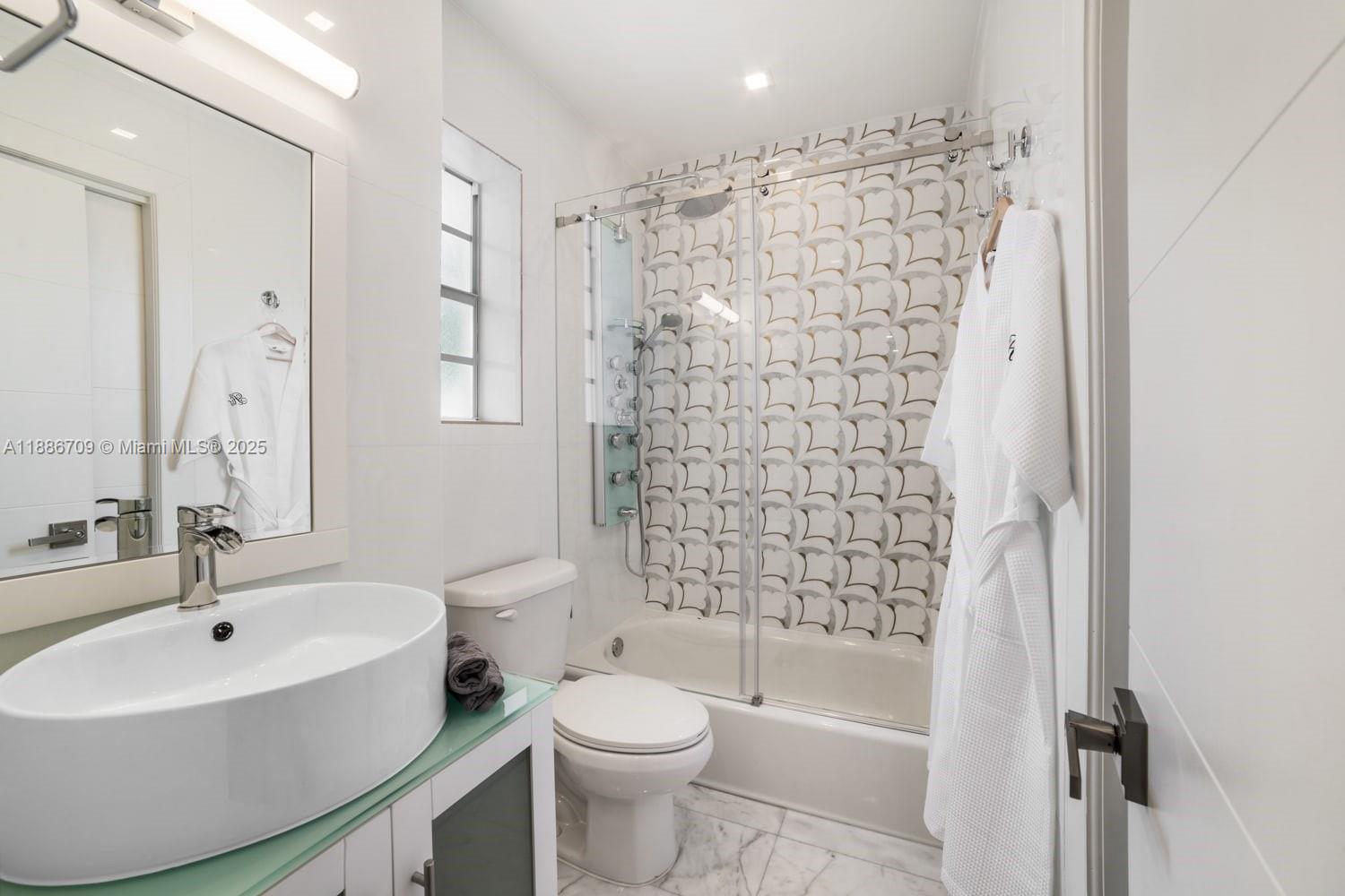 DORVIN ESTATES 1ST ADDN - Residential