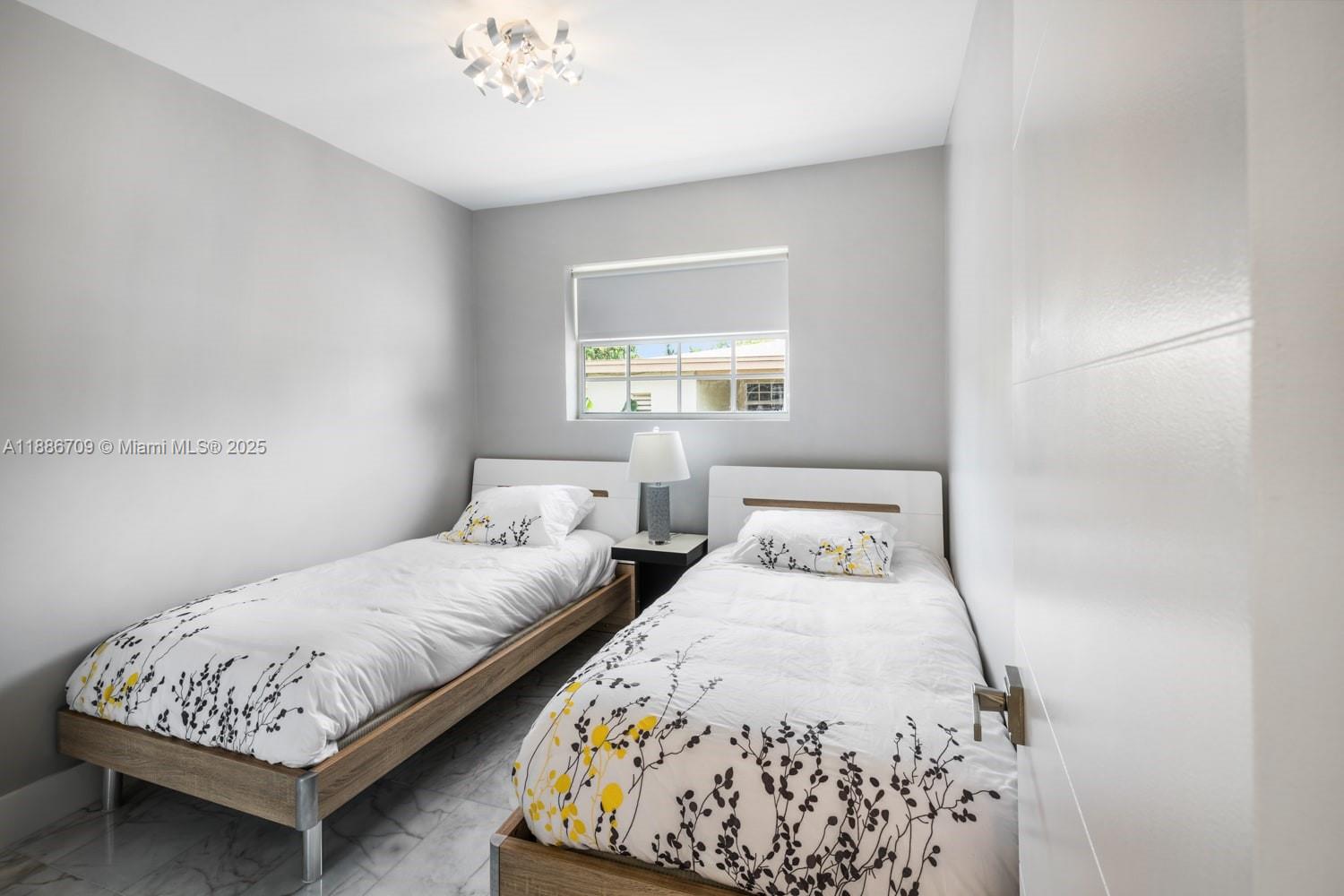 DORVIN ESTATES 1ST ADDN - Residential