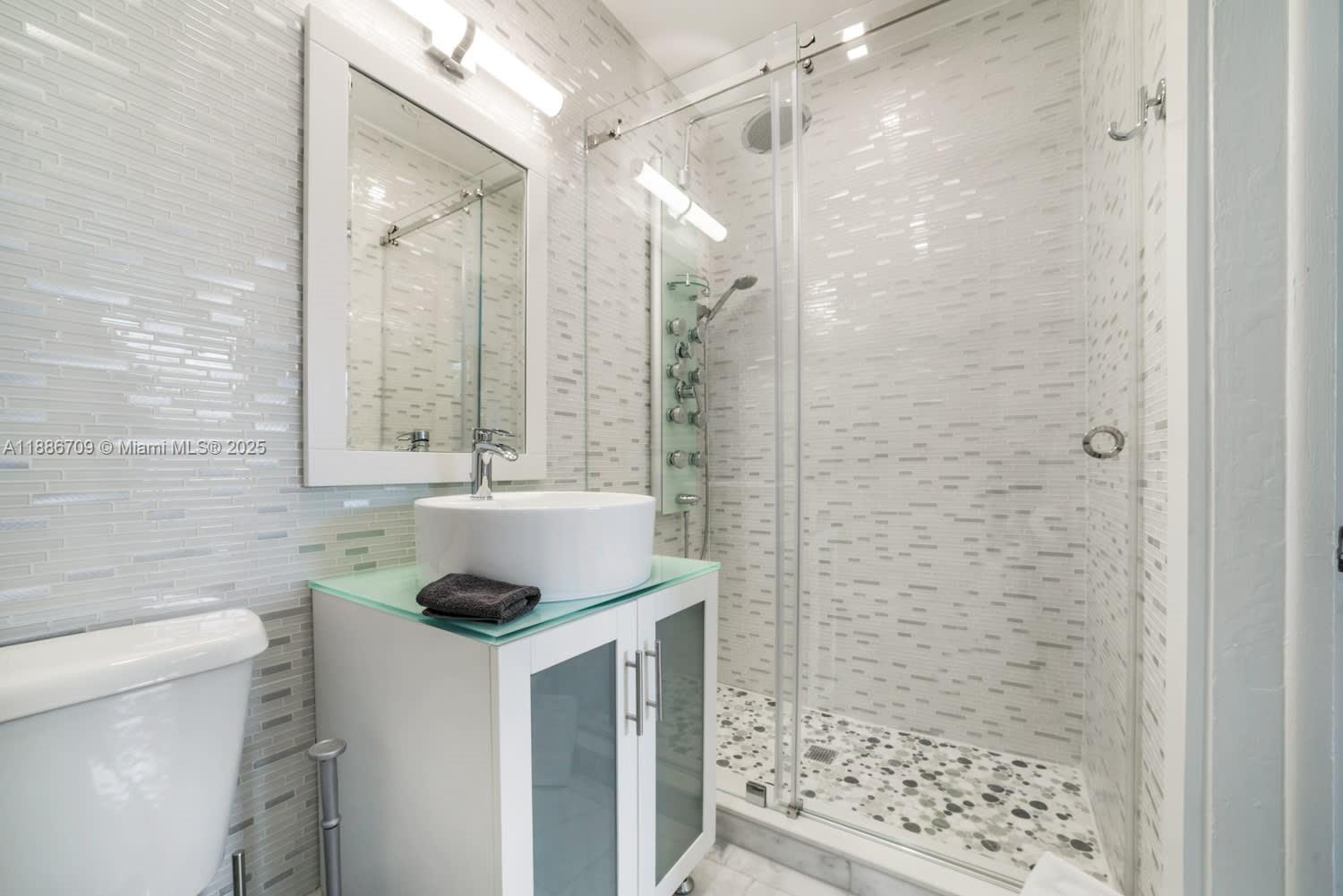 DORVIN ESTATES 1ST ADDN - Residential