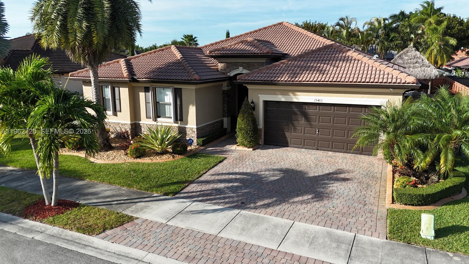 CENTURY GARDENS AT TAMIAM - Residential