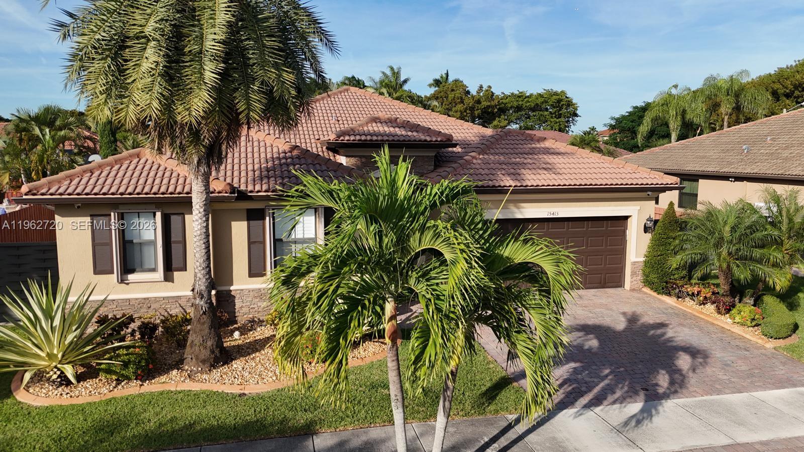 CENTURY GARDENS AT TAMIAM - Residential