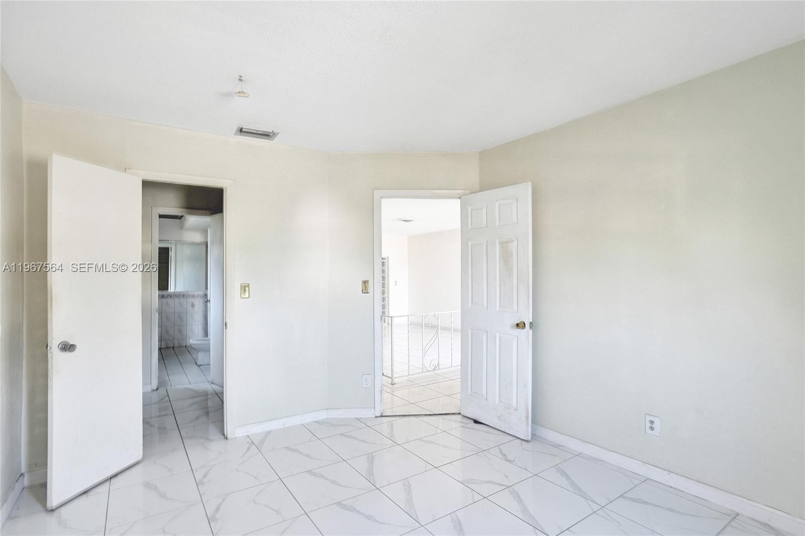 OAKLAND ESTATES 5TH SEC - Residential