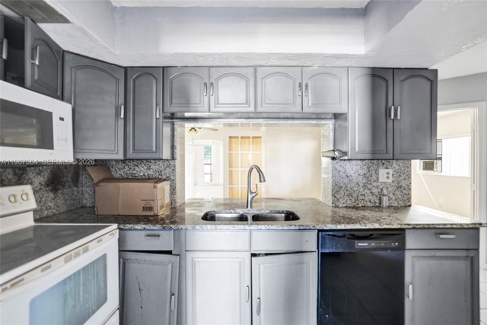 OAKLAND ESTATES 5TH SEC - Residential