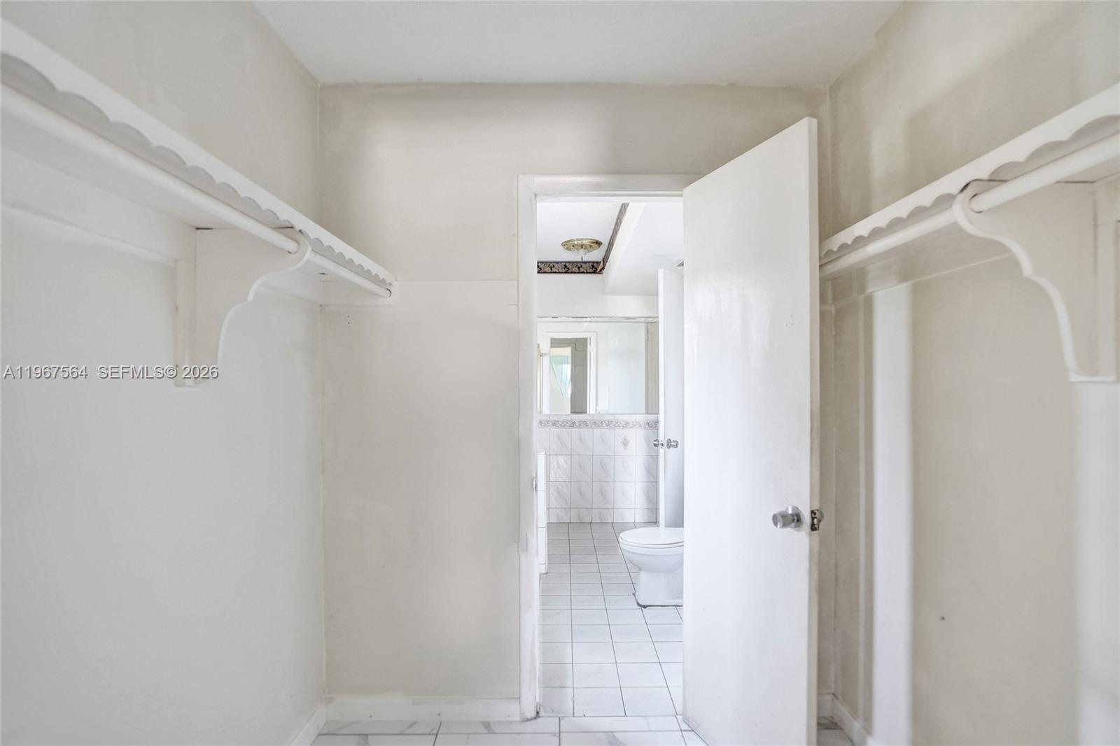 OAKLAND ESTATES 5TH SEC - Residential