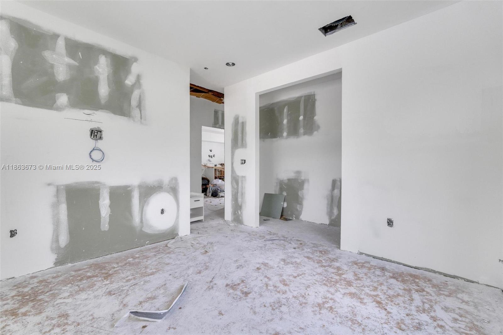 MIAMI SHORES SEC 3 - Residential