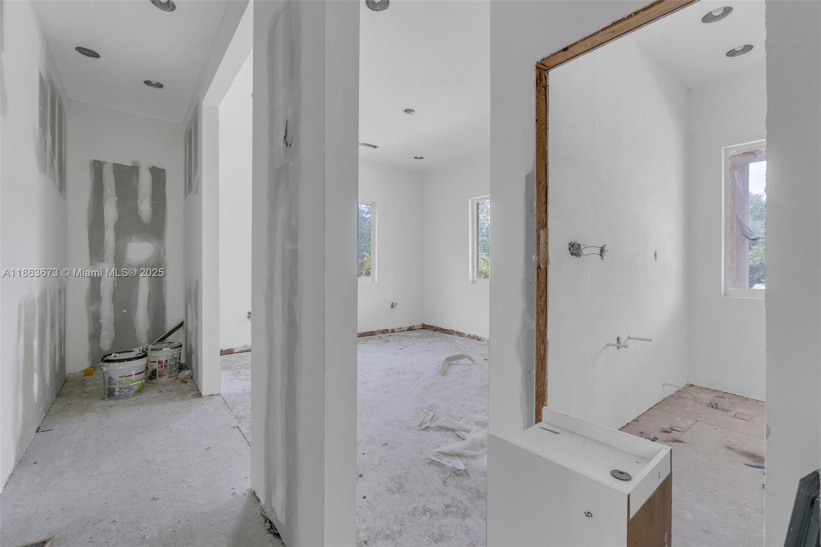 MIAMI SHORES SEC 3 - Residential