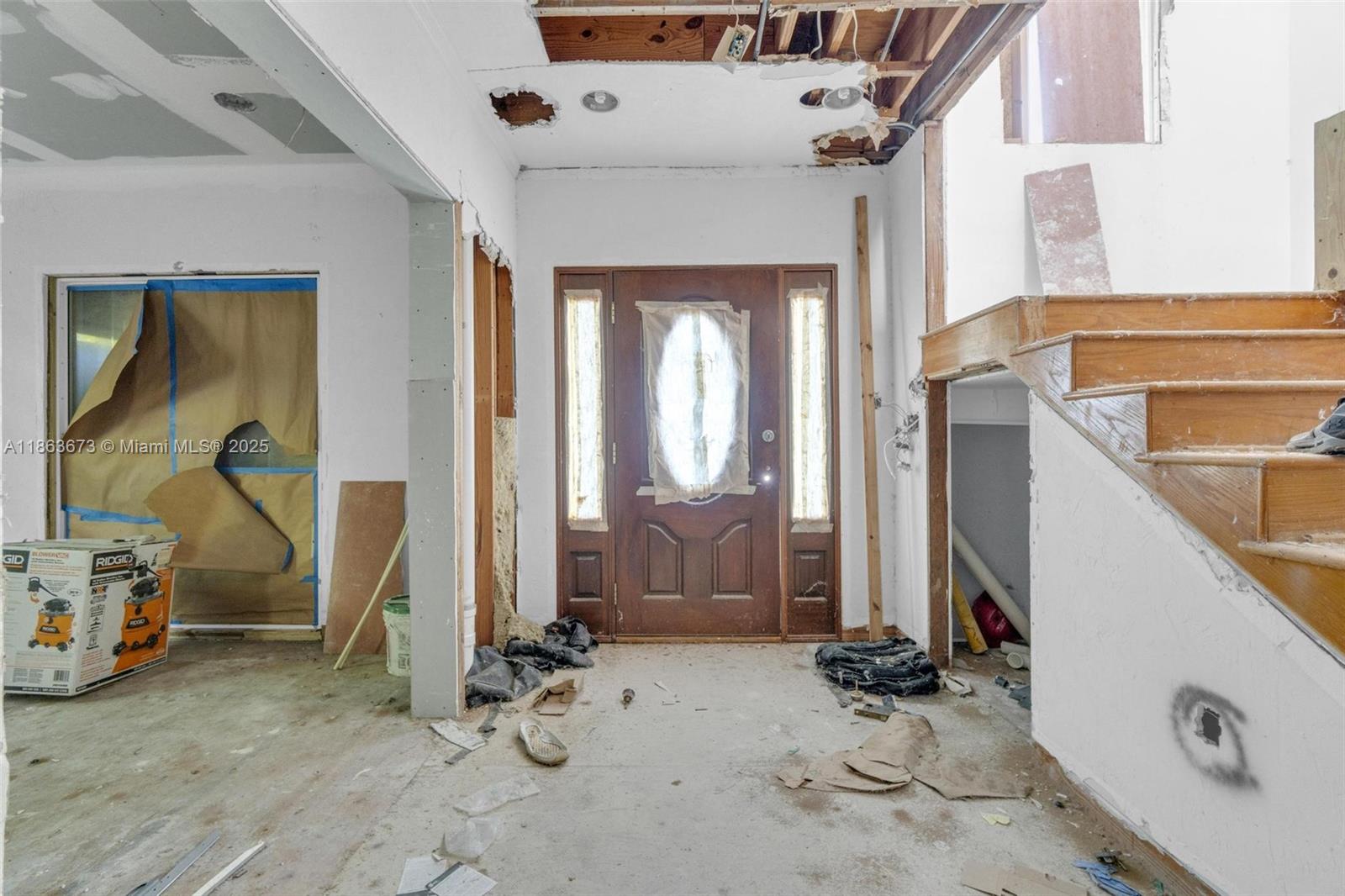 MIAMI SHORES SEC 3 - Residential