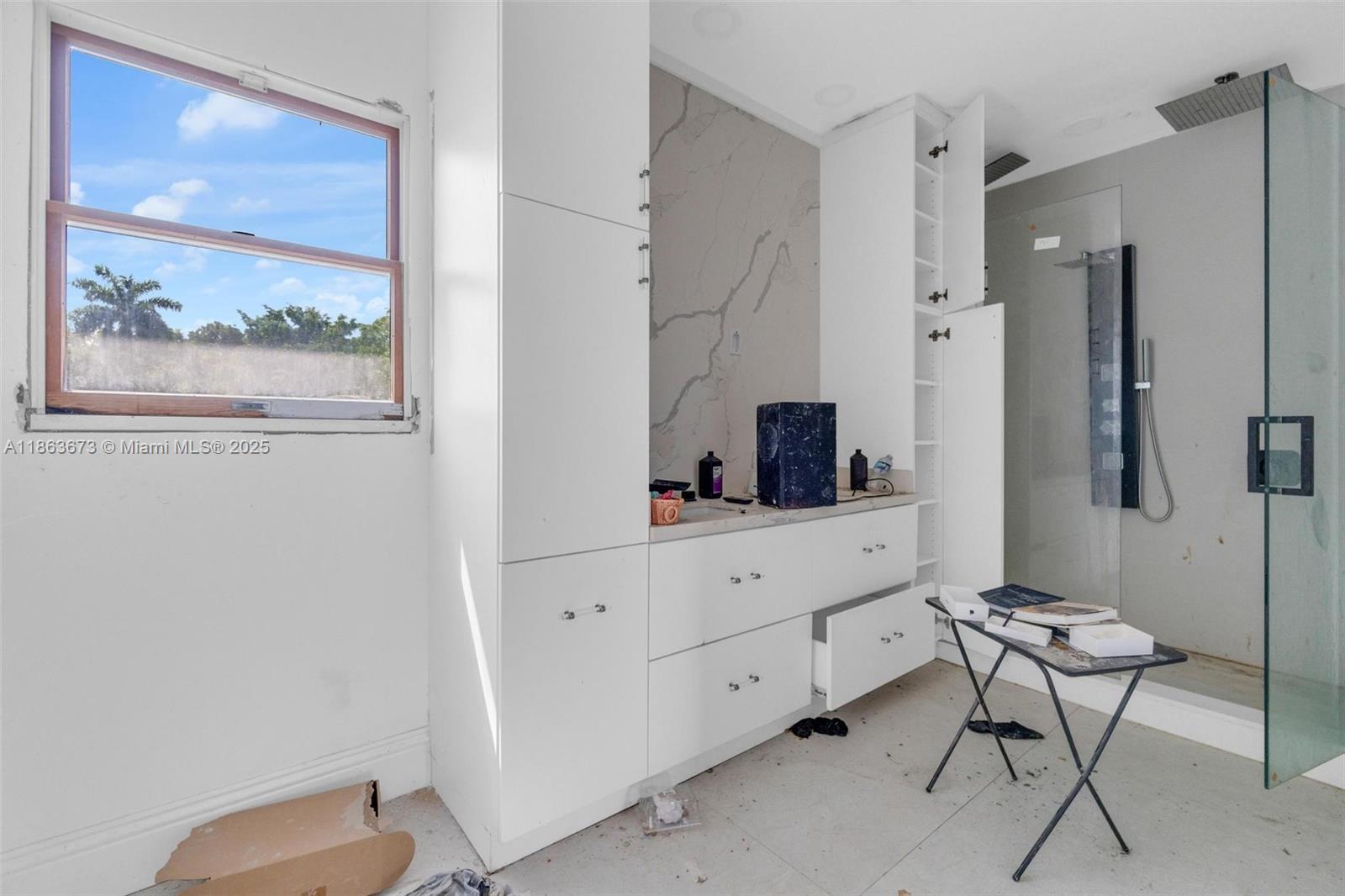 MIAMI SHORES SEC 3 - Residential