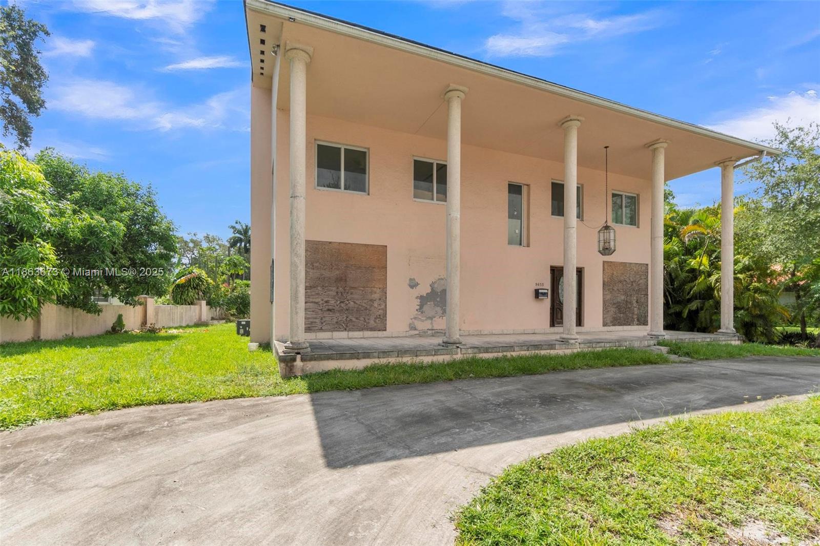 MIAMI SHORES SEC 3 - Residential
