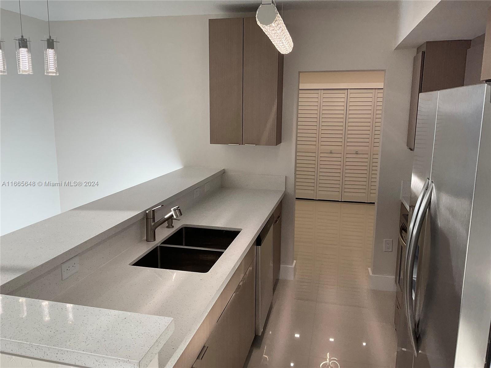 Property for Sale at 10185 Collins Ave 406, Bal Harbour, Miami-Dade County, Florida - Bedrooms: 2 
Bathrooms: 2  - $639,000