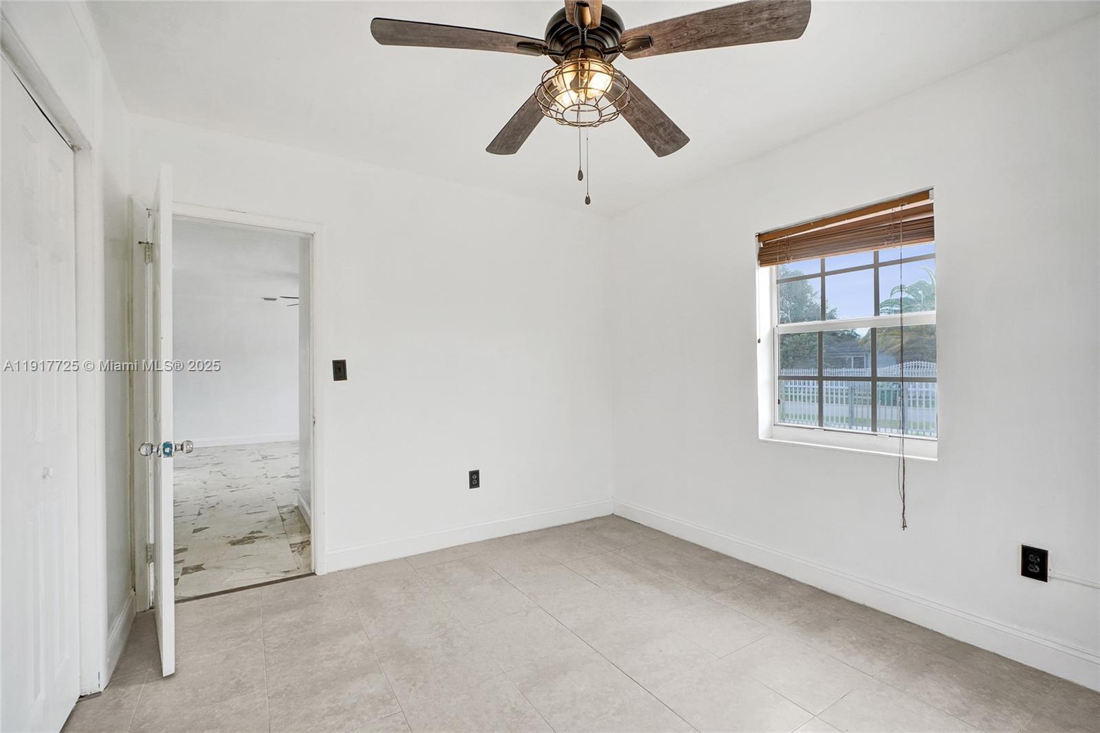 GOLDEN HIGHLANDS EST - Residential