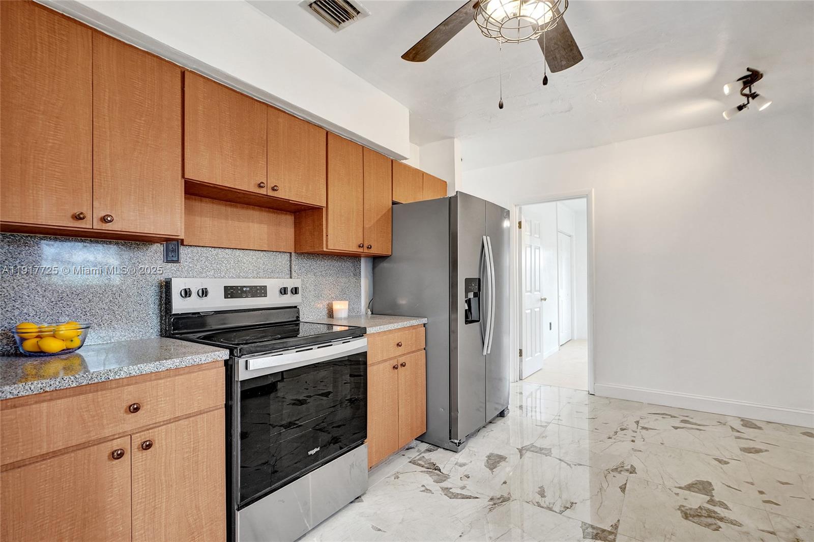 GOLDEN HIGHLANDS EST - Residential