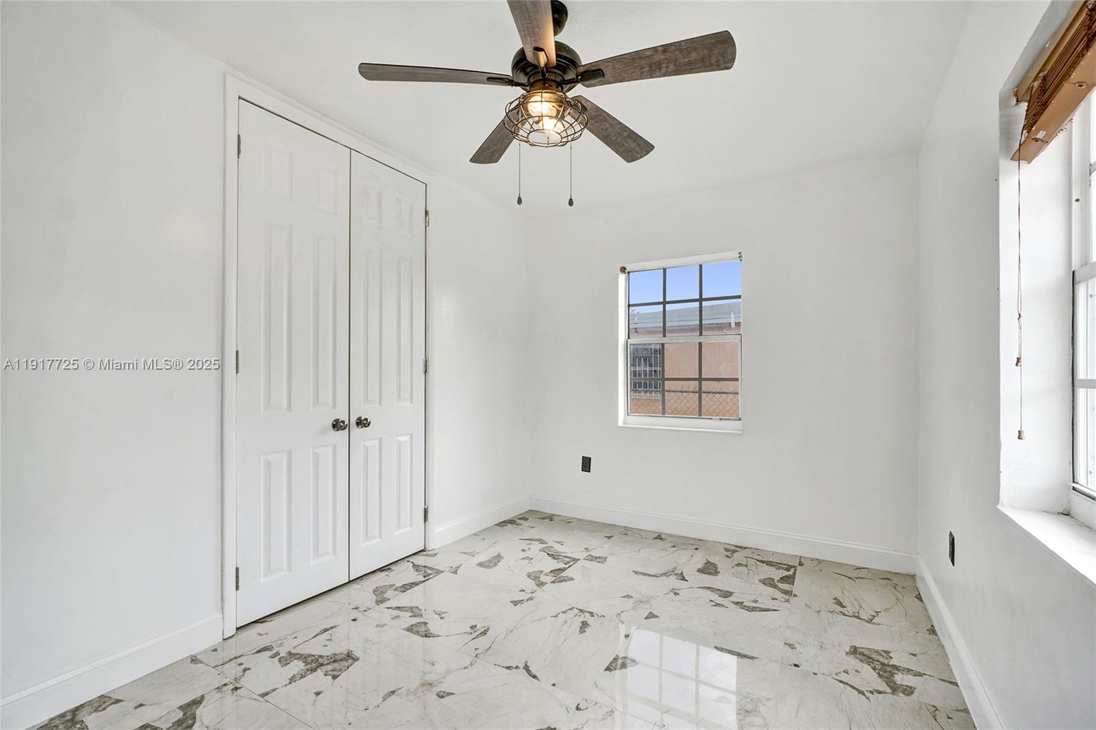 GOLDEN HIGHLANDS EST - Residential