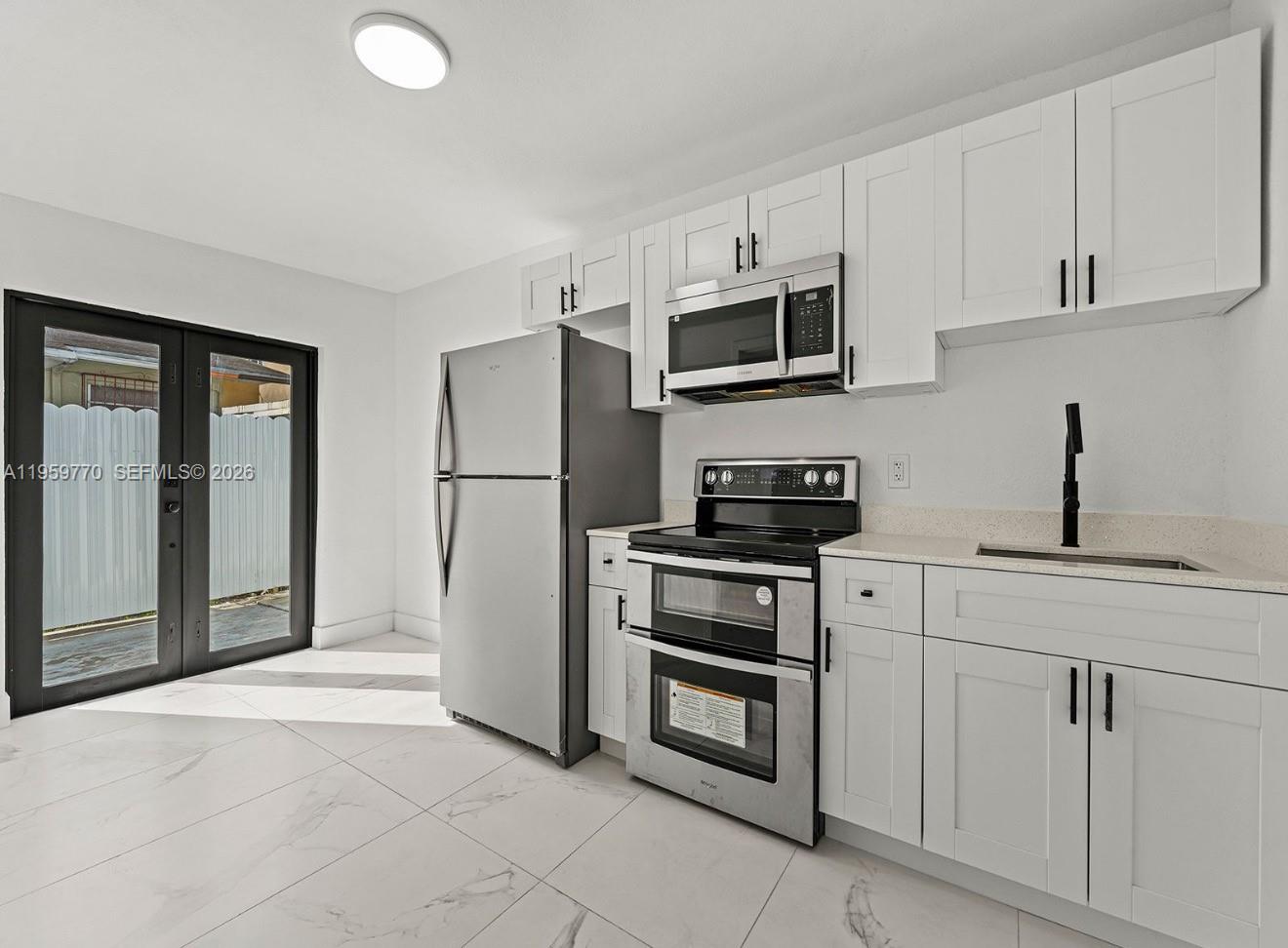 RIDGEVIEW SUB - Residential Lease