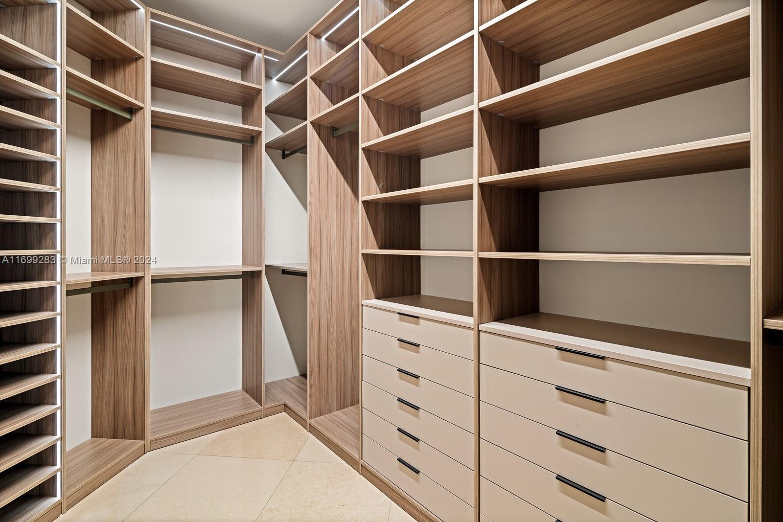 MILANO AT DEERING BAY CON - Residential