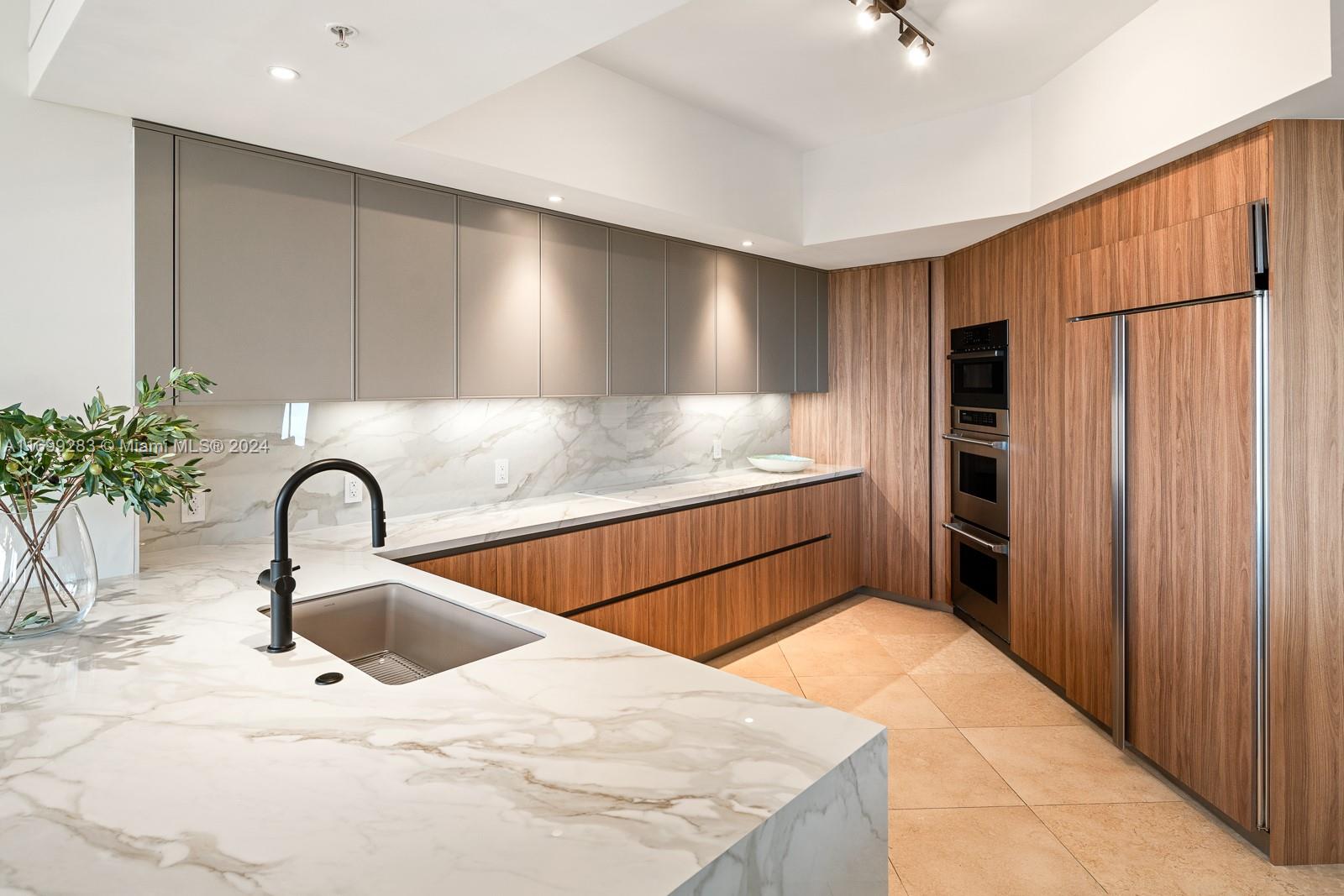 MILANO AT DEERING BAY CON - Residential