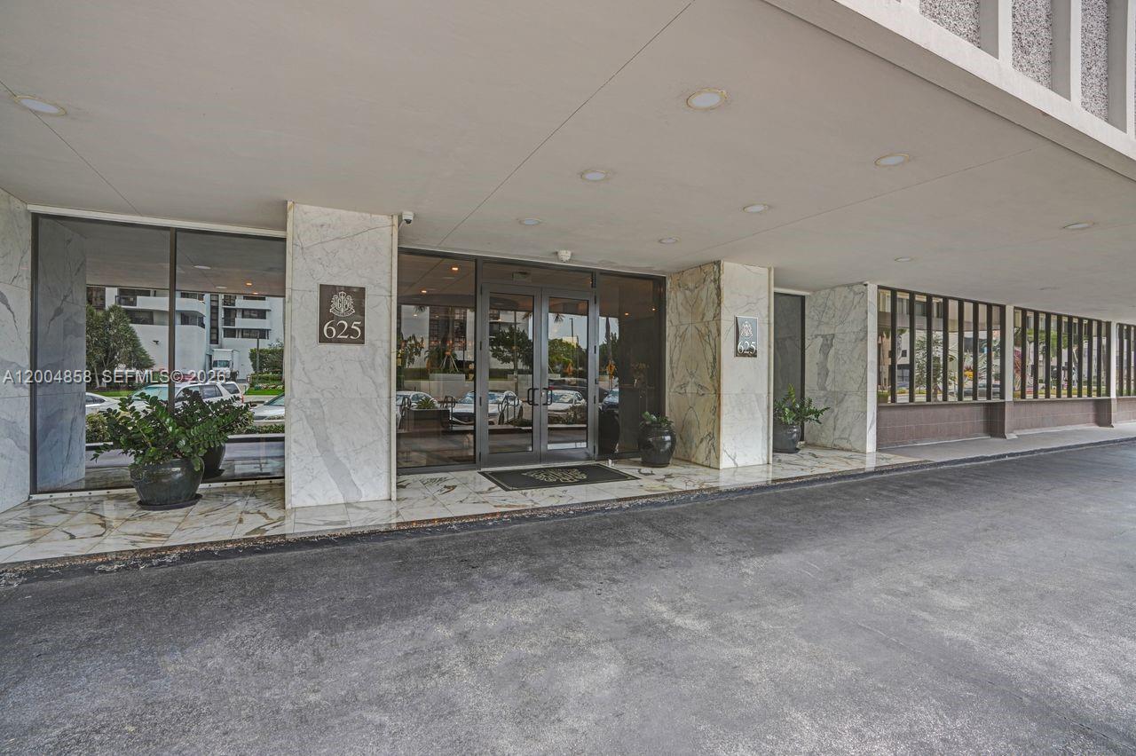 GABLES PLAZA CONDO - Residential