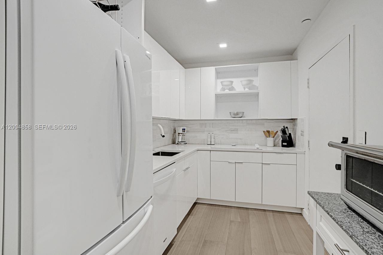 GABLES PLAZA CONDO - Residential
