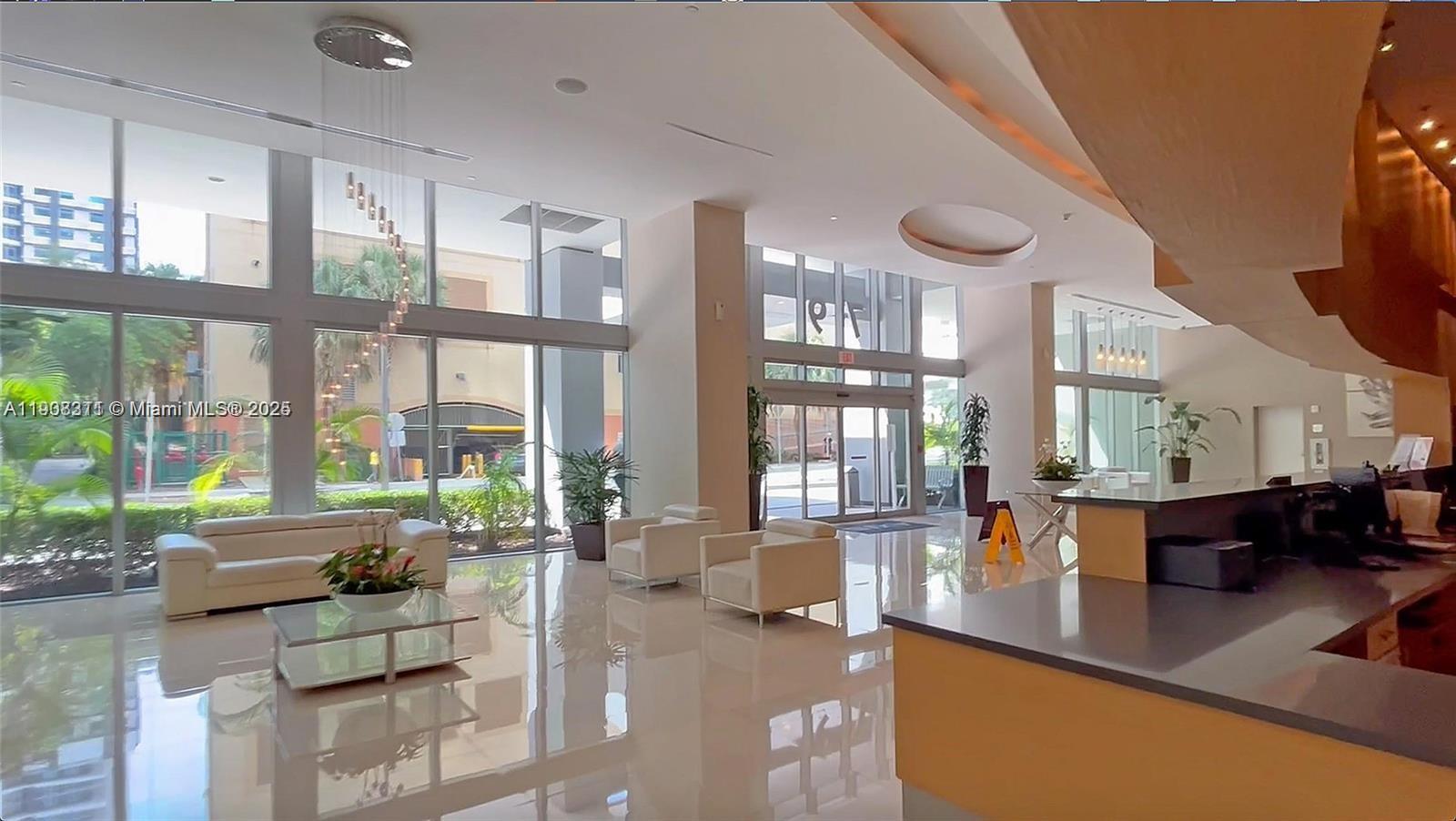 THE AXIS ON BRICKELL COND - Residential