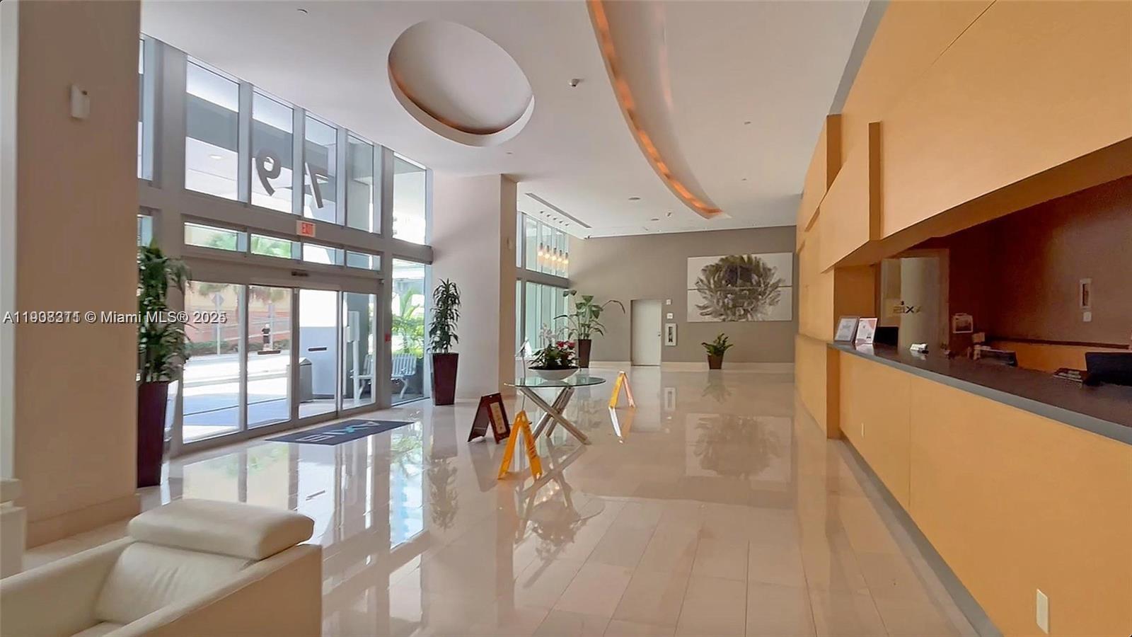 THE AXIS ON BRICKELL COND - Residential