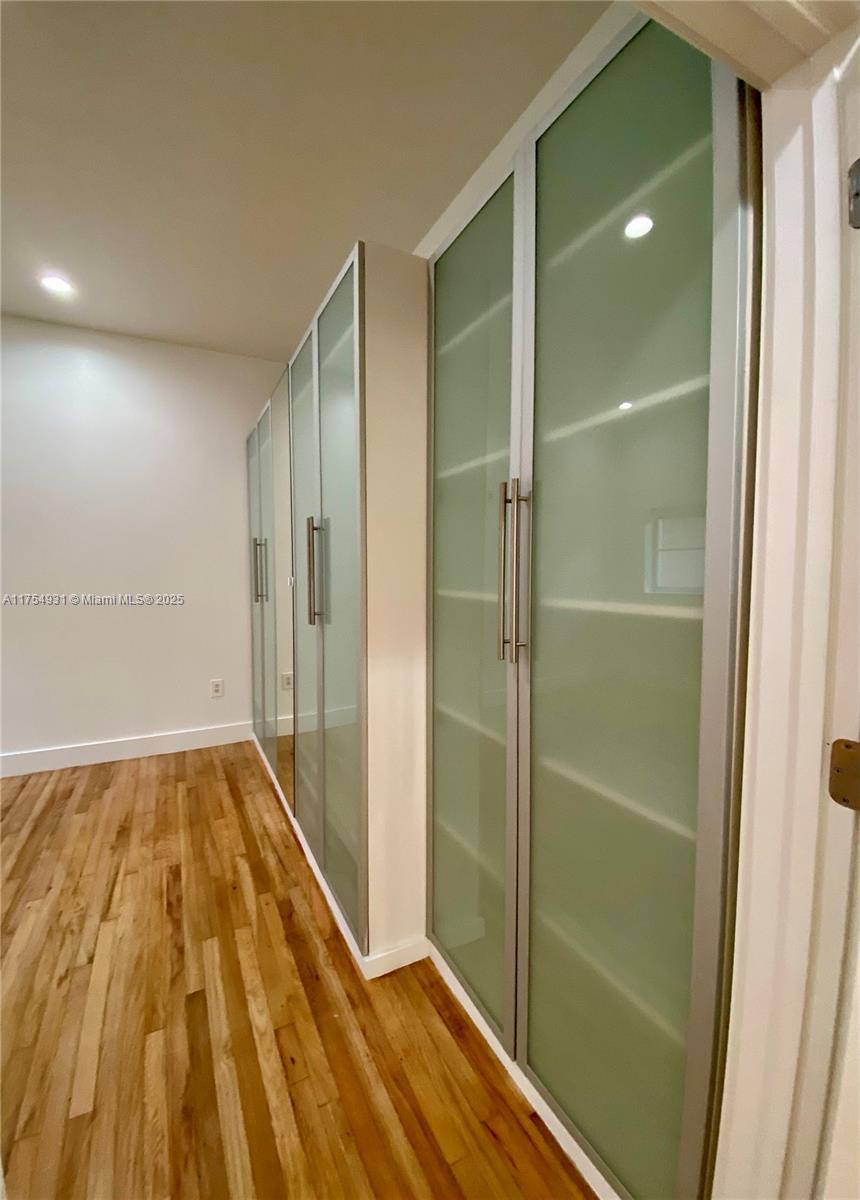 929 ON MICHIGAN CONDO - Residential