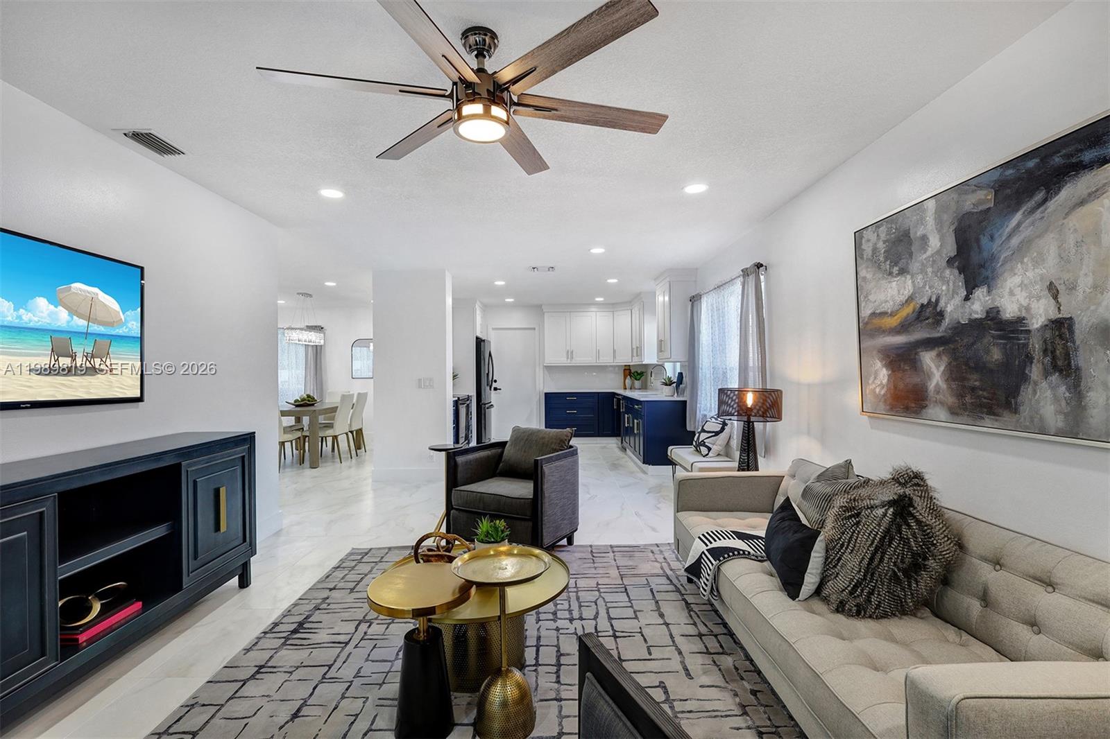 VILLAGES OF WOODLAKE 5 - Residential