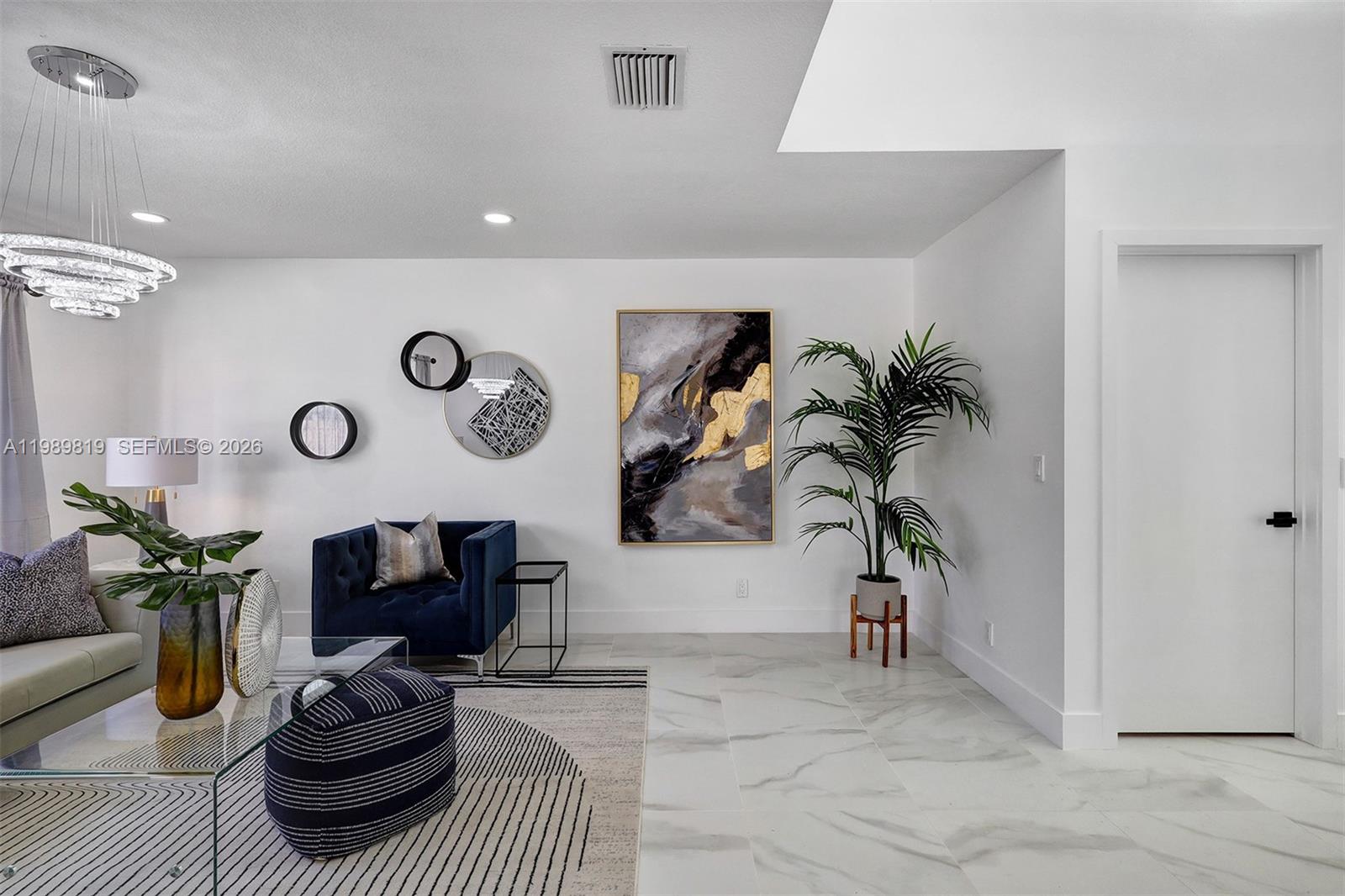 VILLAGES OF WOODLAKE 5 - Residential