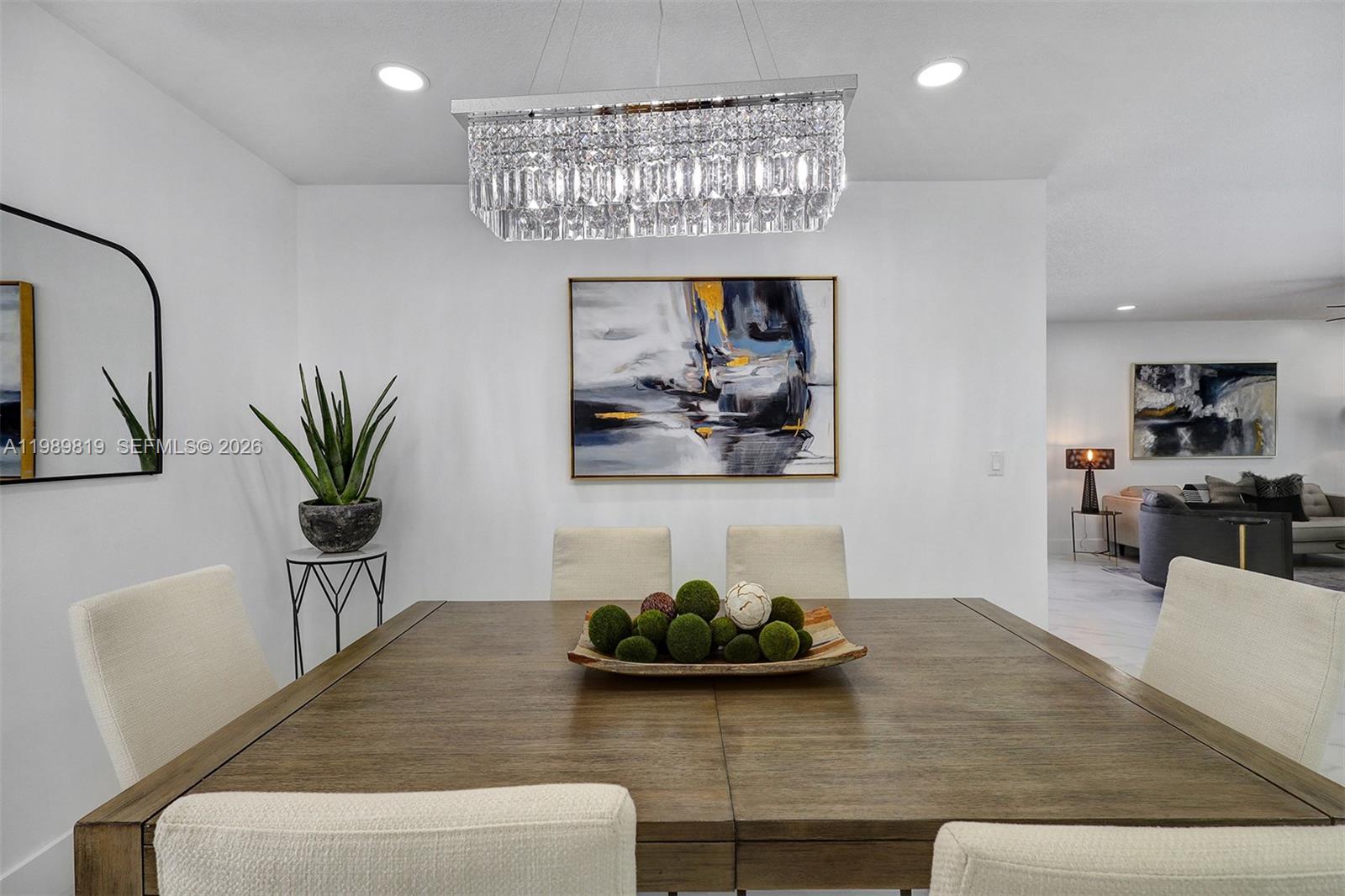 VILLAGES OF WOODLAKE 5 - Residential