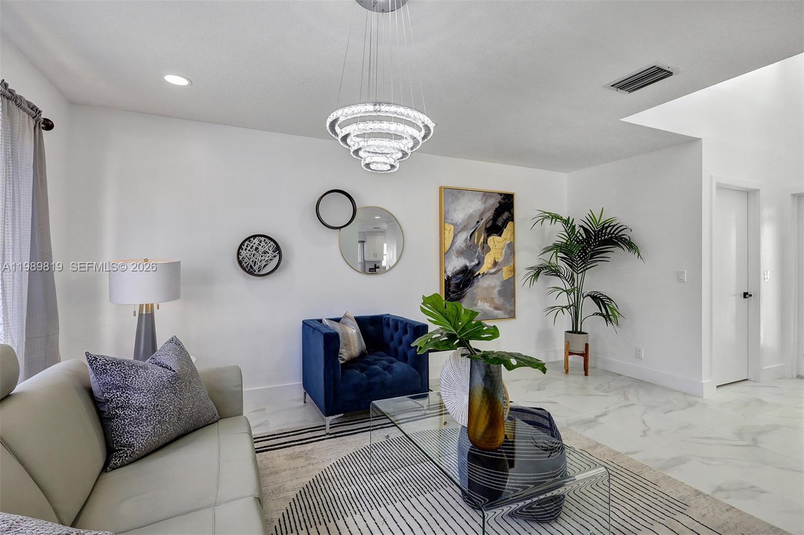 VILLAGES OF WOODLAKE 5 - Residential