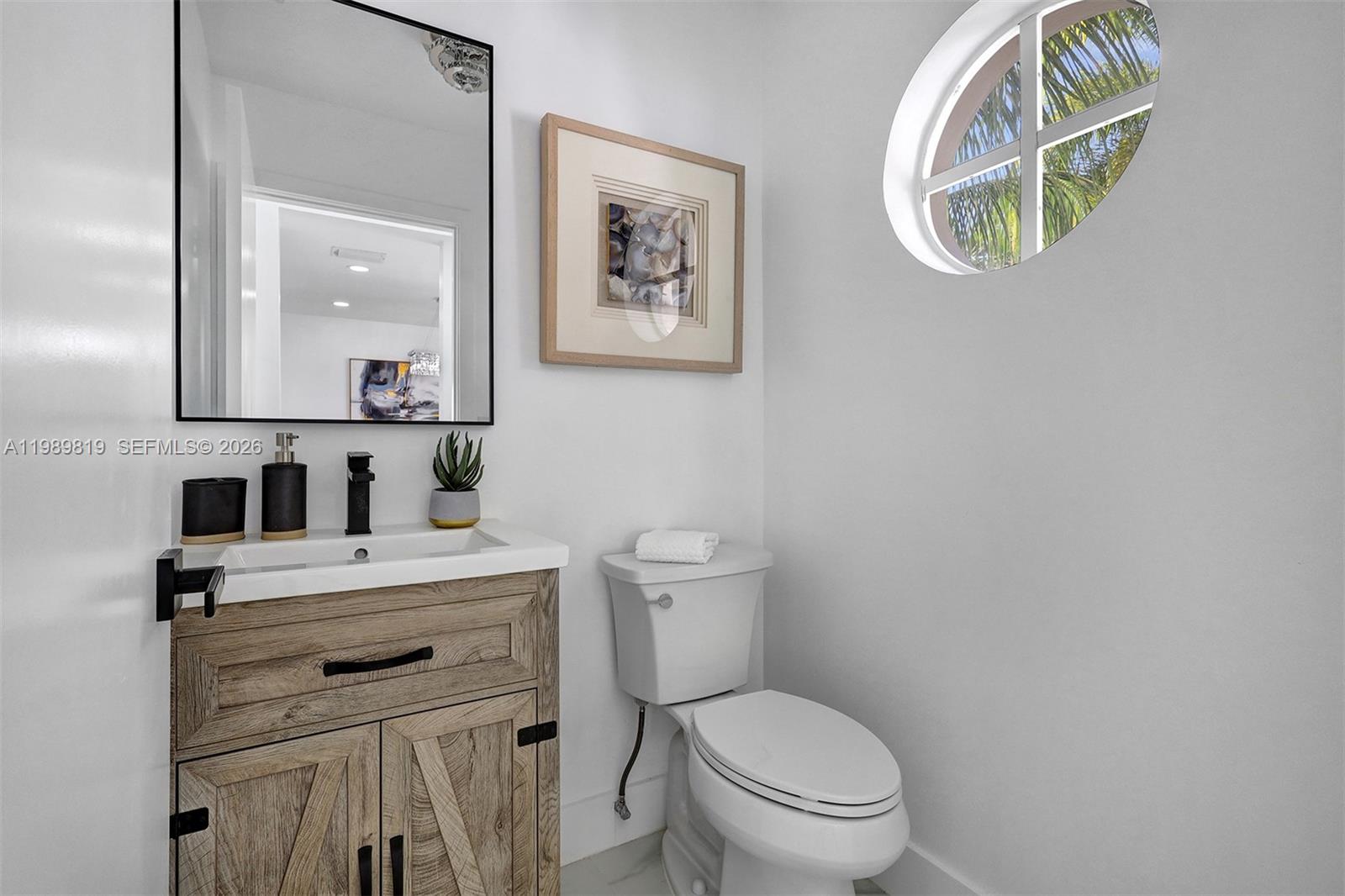 VILLAGES OF WOODLAKE 5 - Residential