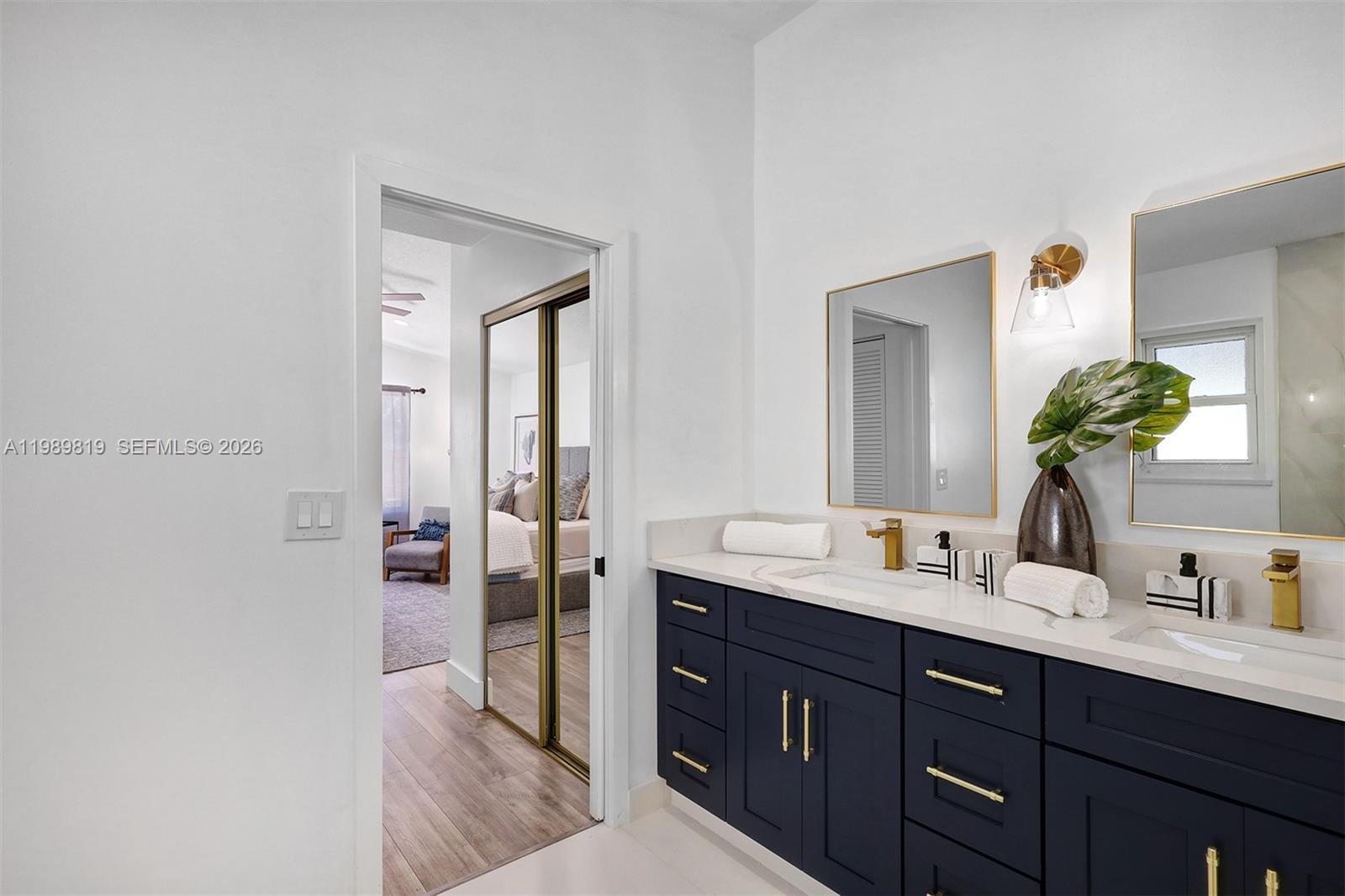 VILLAGES OF WOODLAKE 5 - Residential