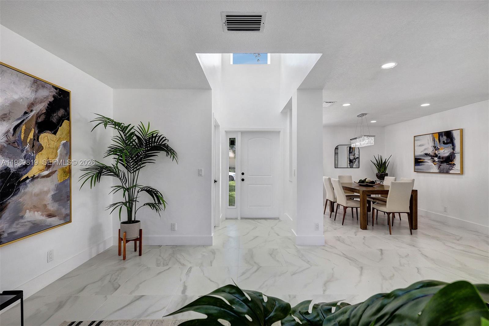 VILLAGES OF WOODLAKE 5 - Residential