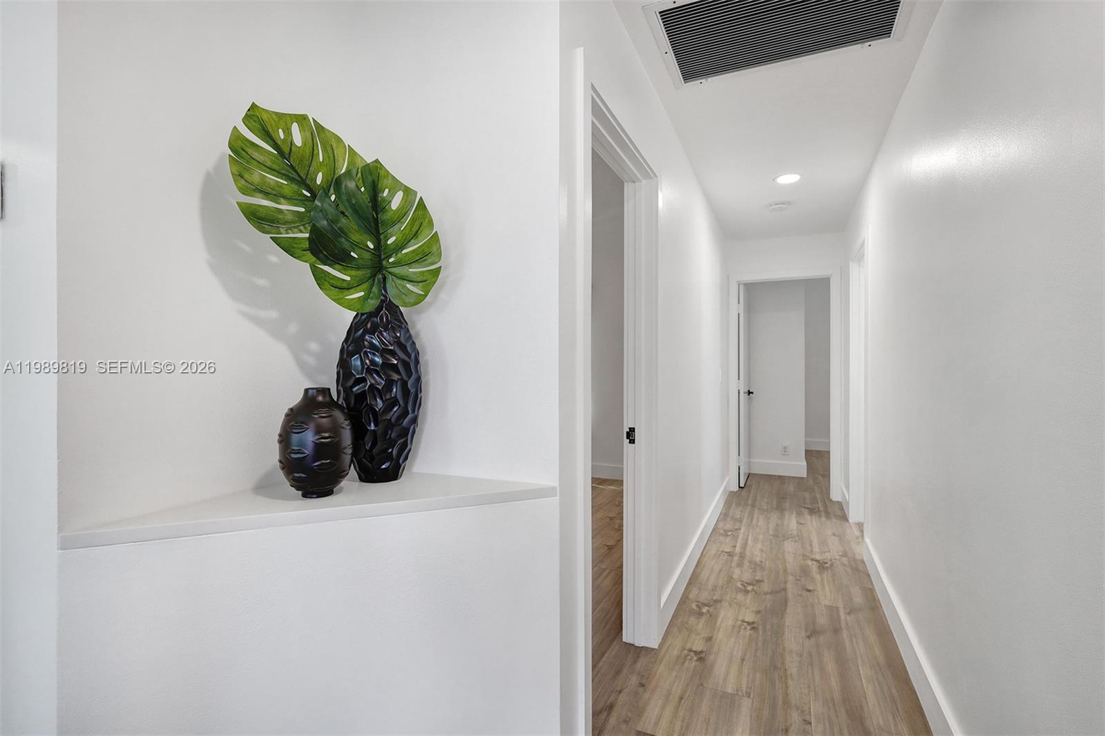 VILLAGES OF WOODLAKE 5 - Residential