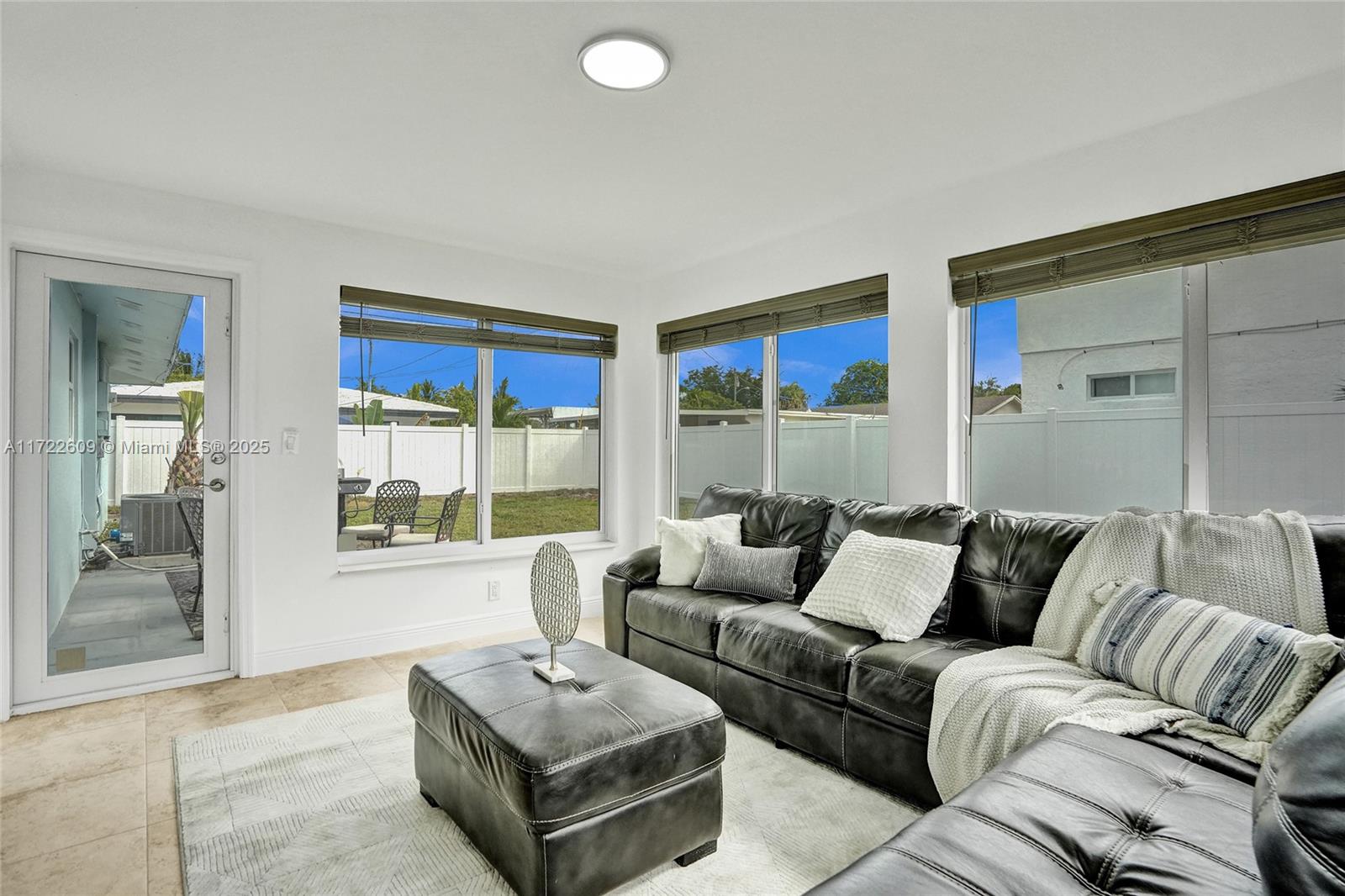 TOD ACRES COUNTRY CLUB SE - Residential
