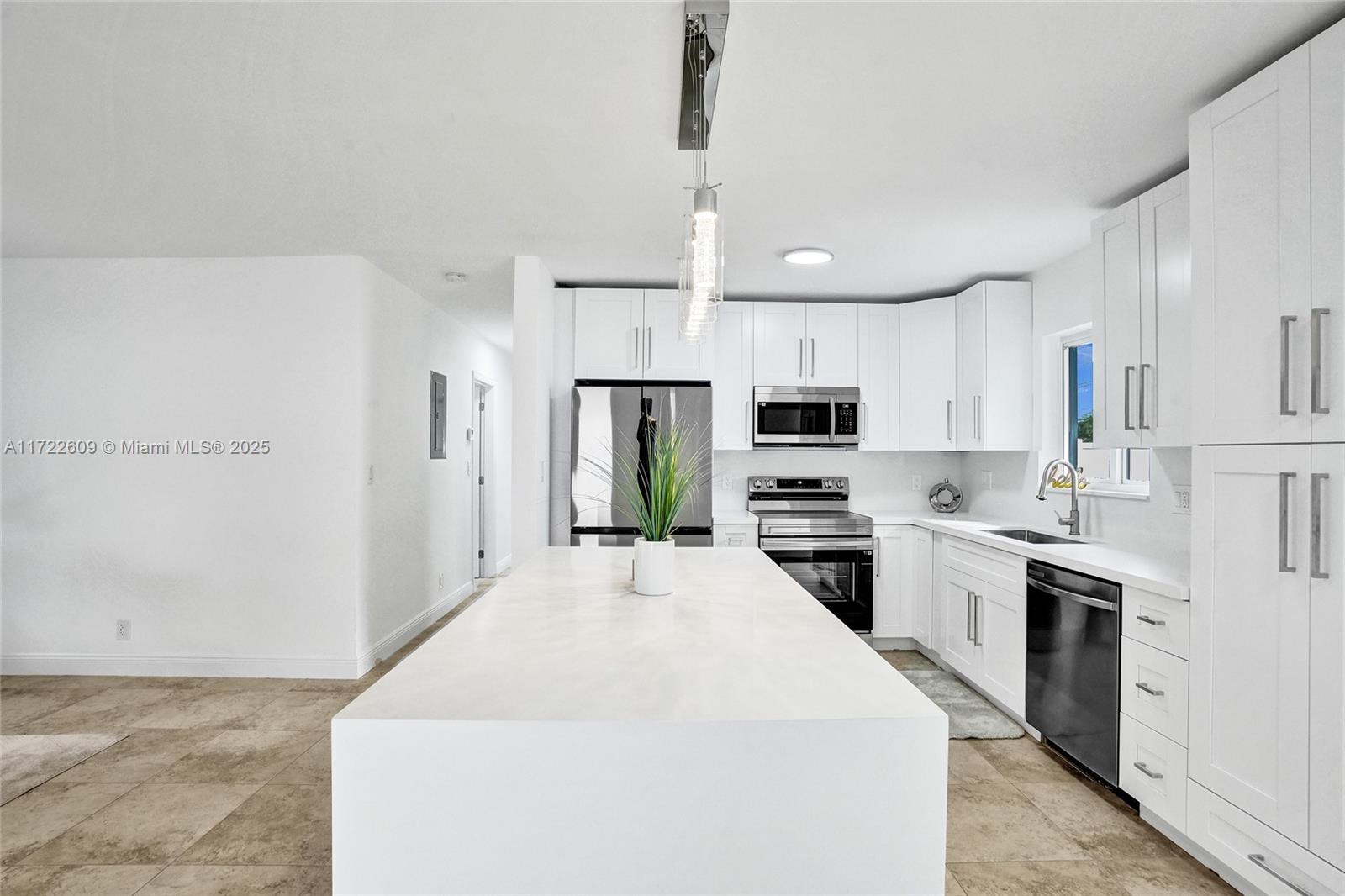 TOD ACRES COUNTRY CLUB SE - Residential