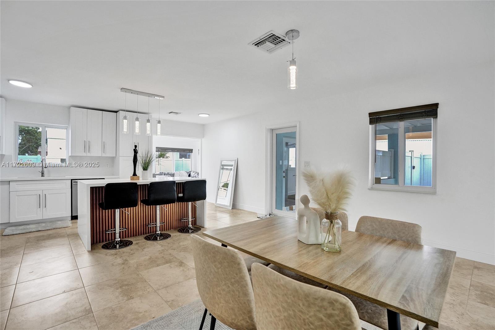 TOD ACRES COUNTRY CLUB SE - Residential