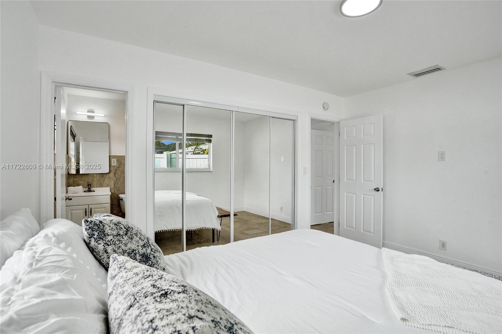 TOD ACRES COUNTRY CLUB SE - Residential