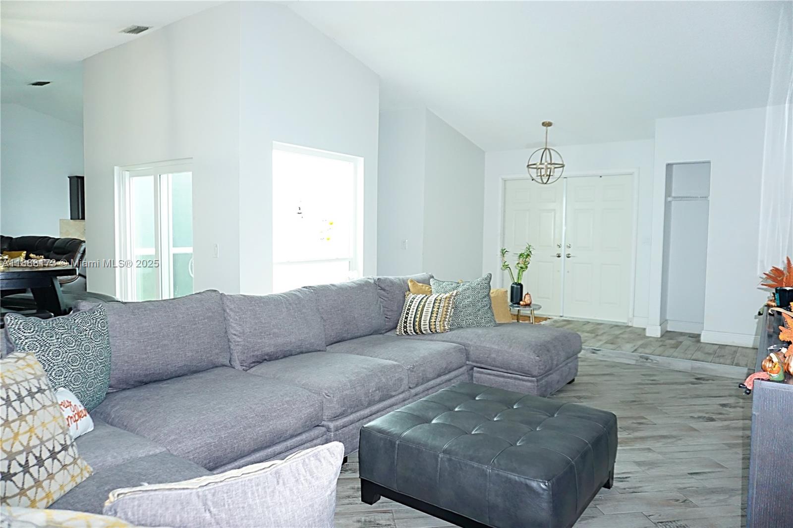 BOULEVARD WOODS WEST SEC - Residential