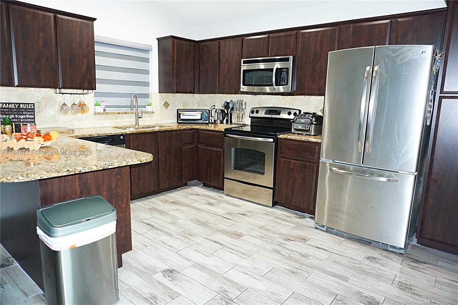 BOULEVARD WOODS WEST SEC - Residential