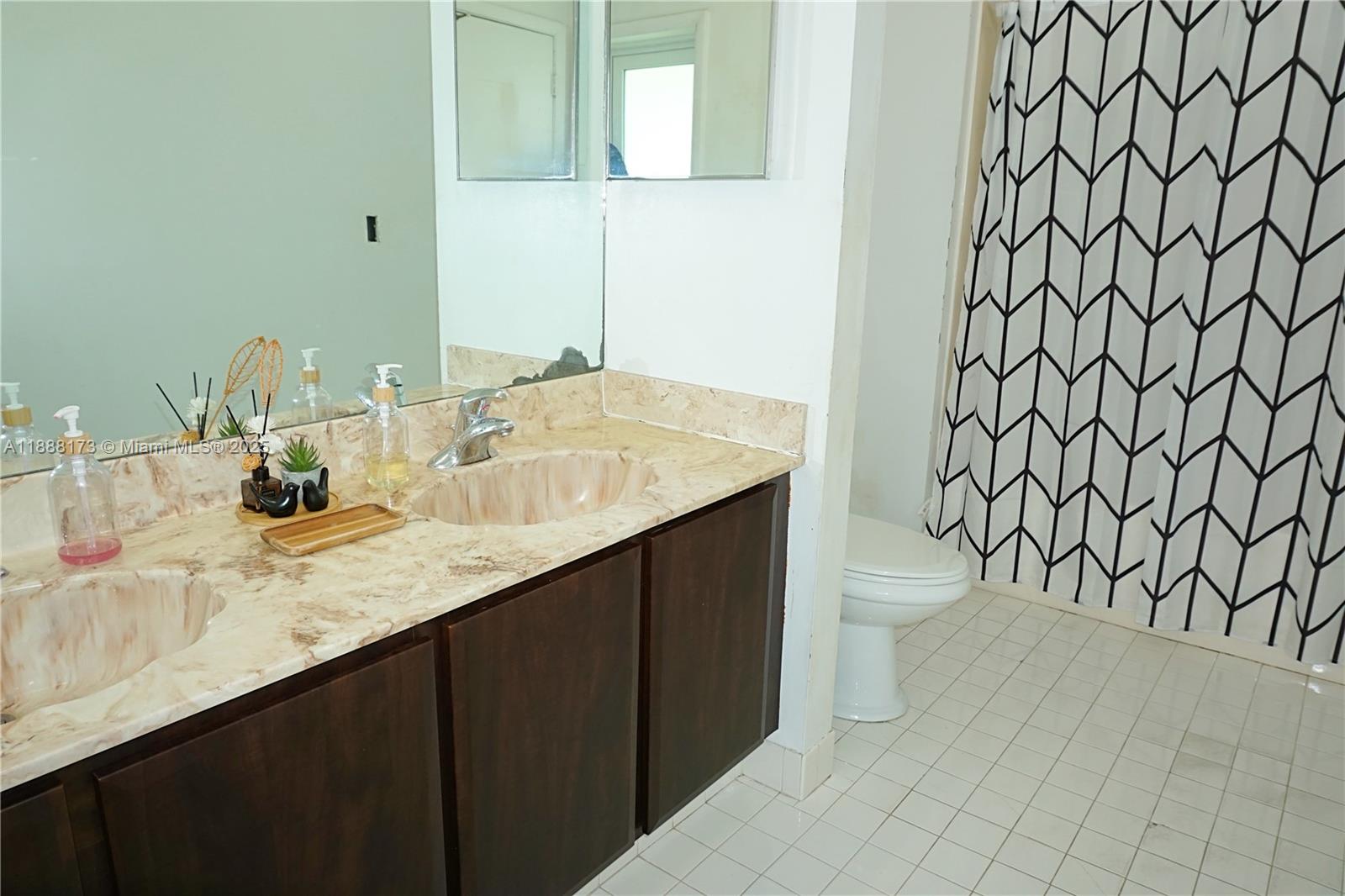 BOULEVARD WOODS WEST SEC - Residential