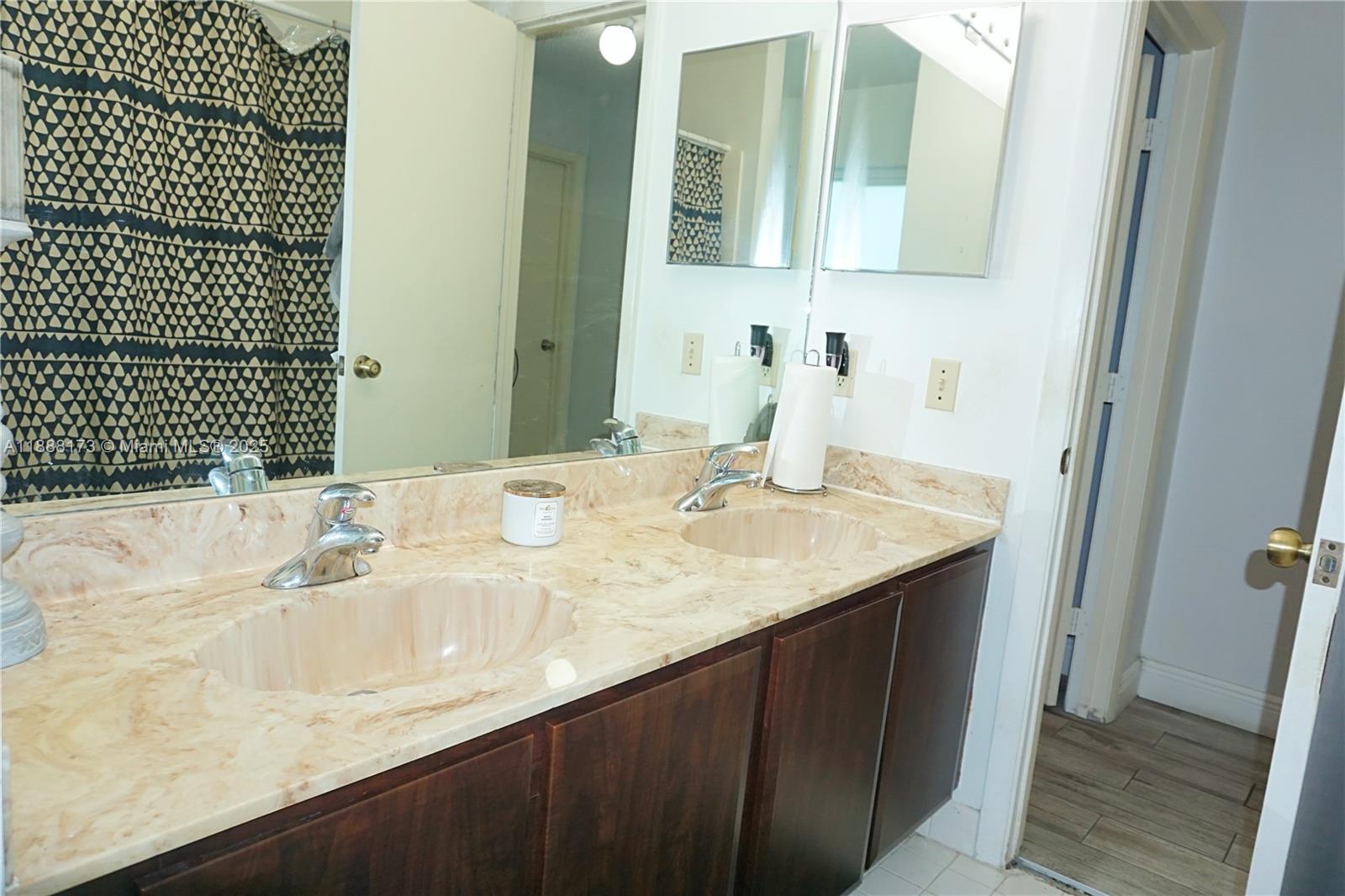 BOULEVARD WOODS WEST SEC - Residential