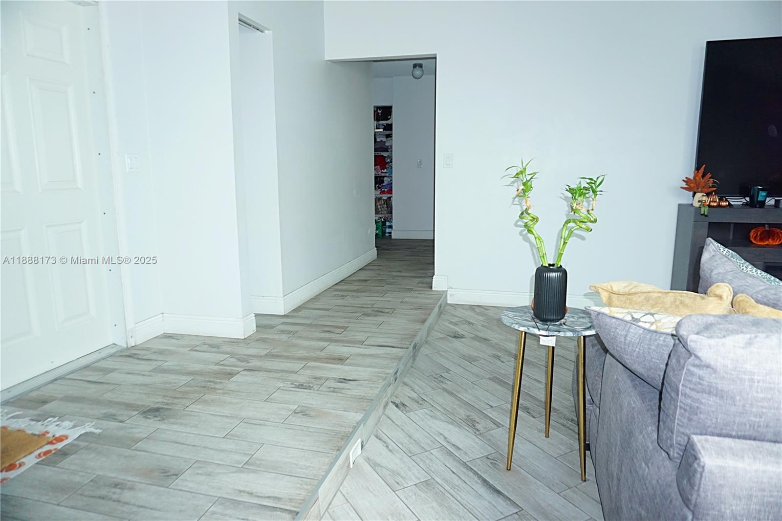 BOULEVARD WOODS WEST SEC - Residential