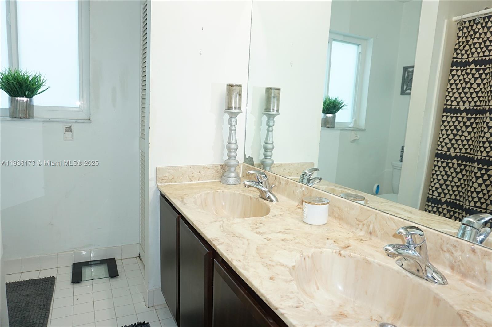 BOULEVARD WOODS WEST SEC - Residential