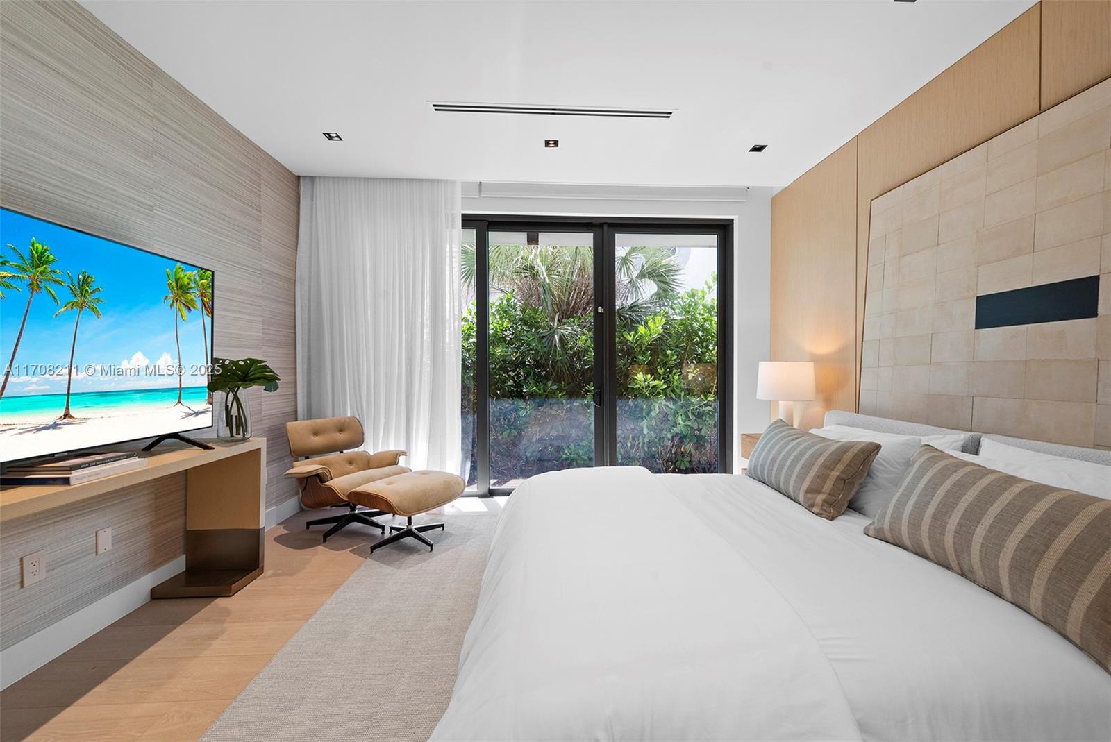 GOLDEN BEACH SEC A - Residential