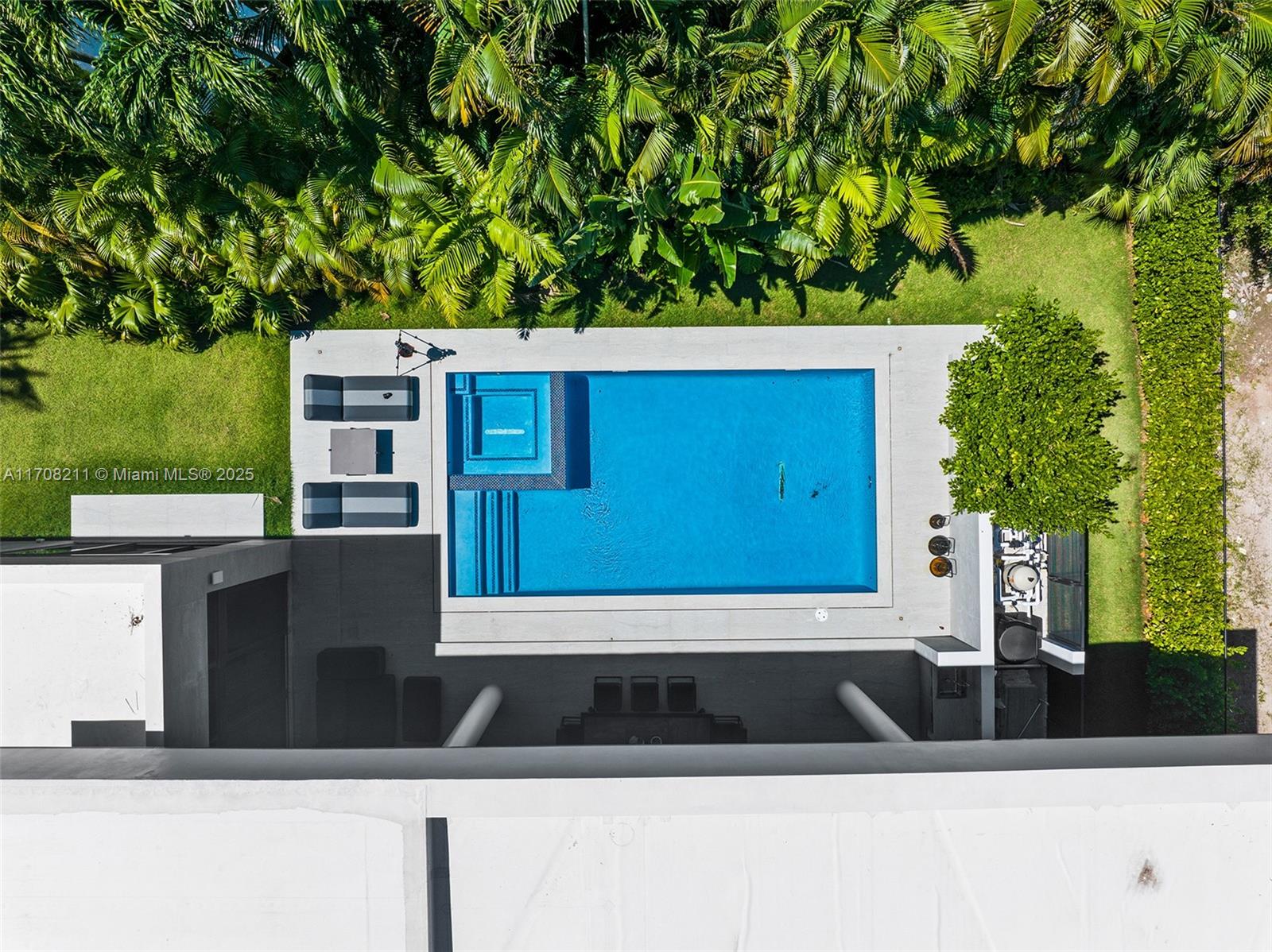 GOLDEN BEACH SEC A - Residential