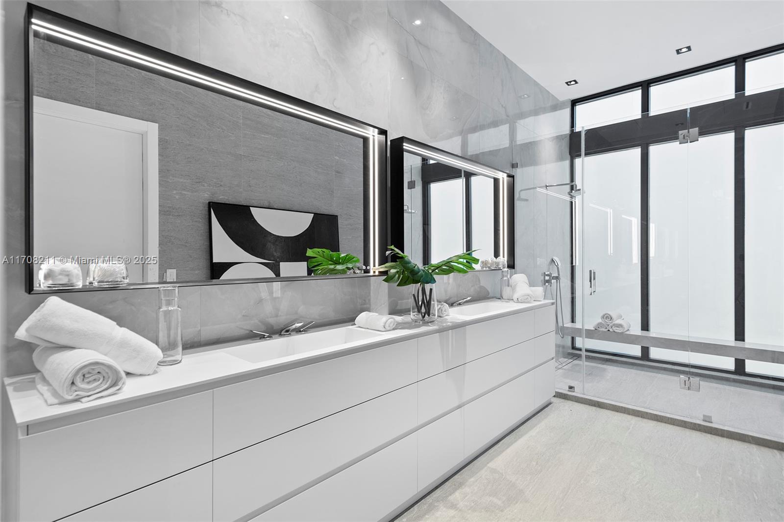 GOLDEN BEACH SEC A - Residential