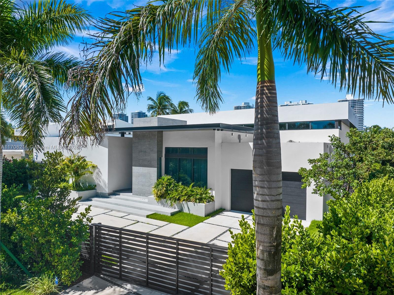 GOLDEN BEACH SEC A - Residential