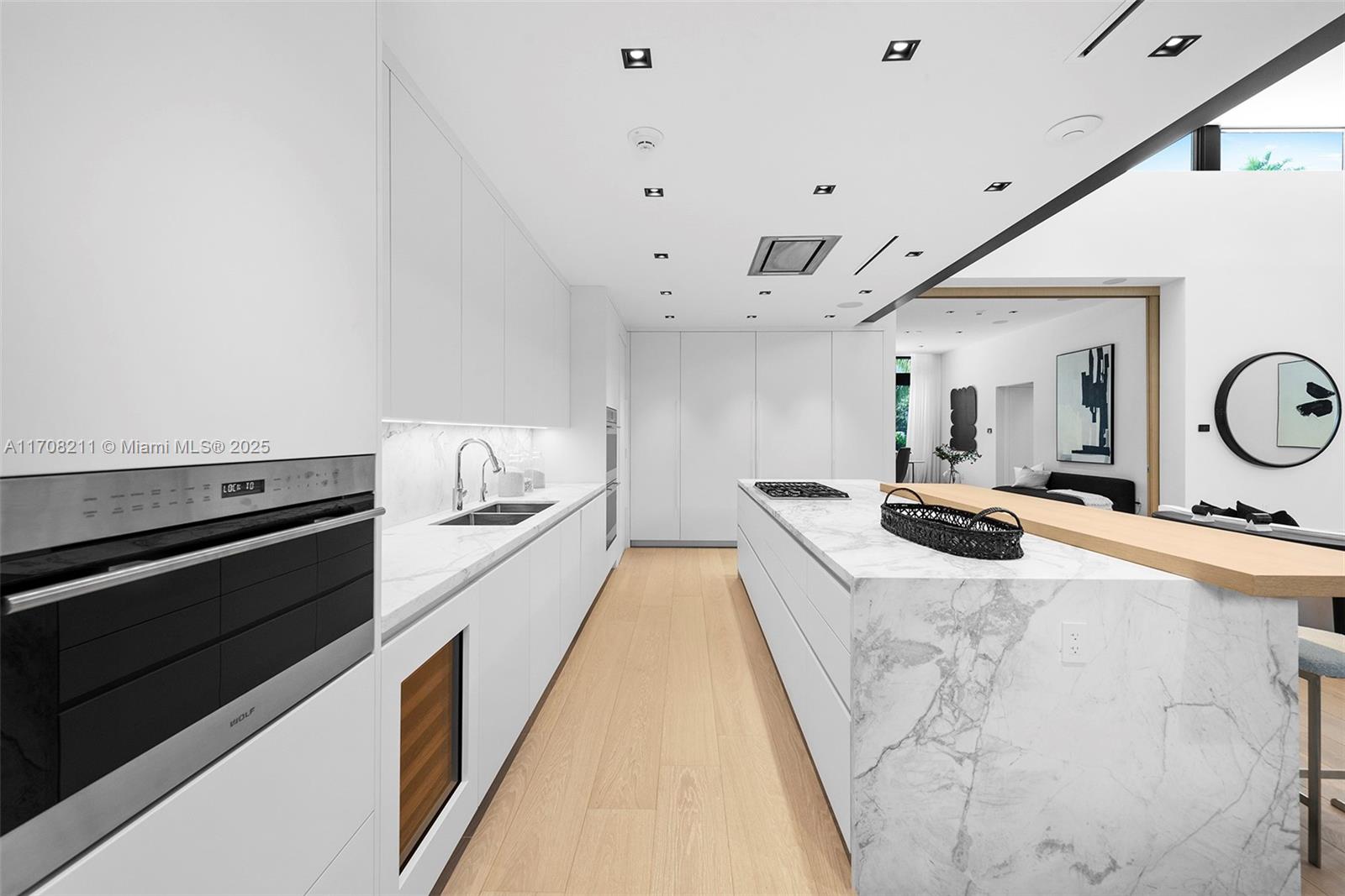 GOLDEN BEACH SEC A - Residential